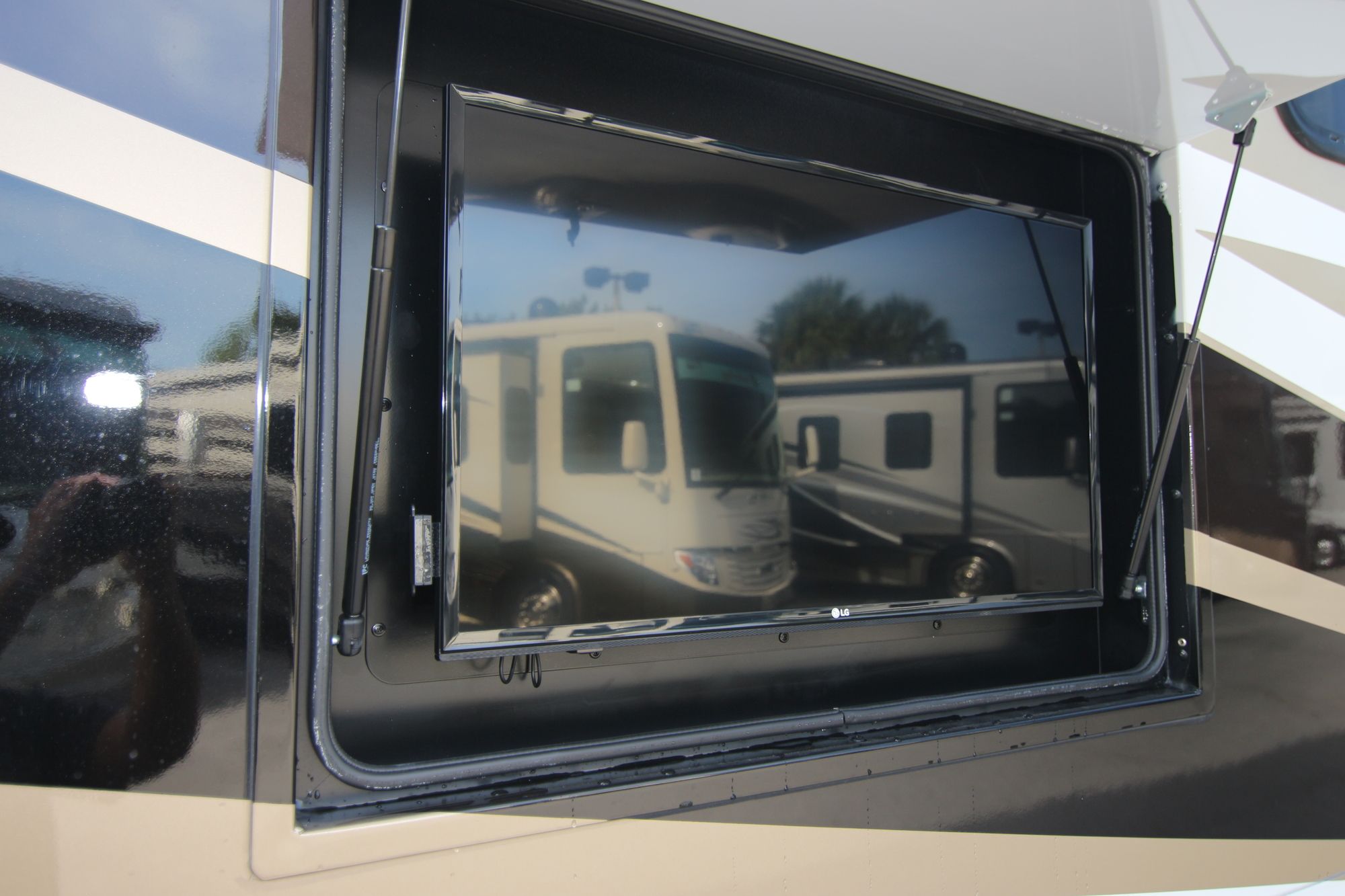 Used 2017 Tiffin Motor Homes Allegro 34PA Class A  For Sale