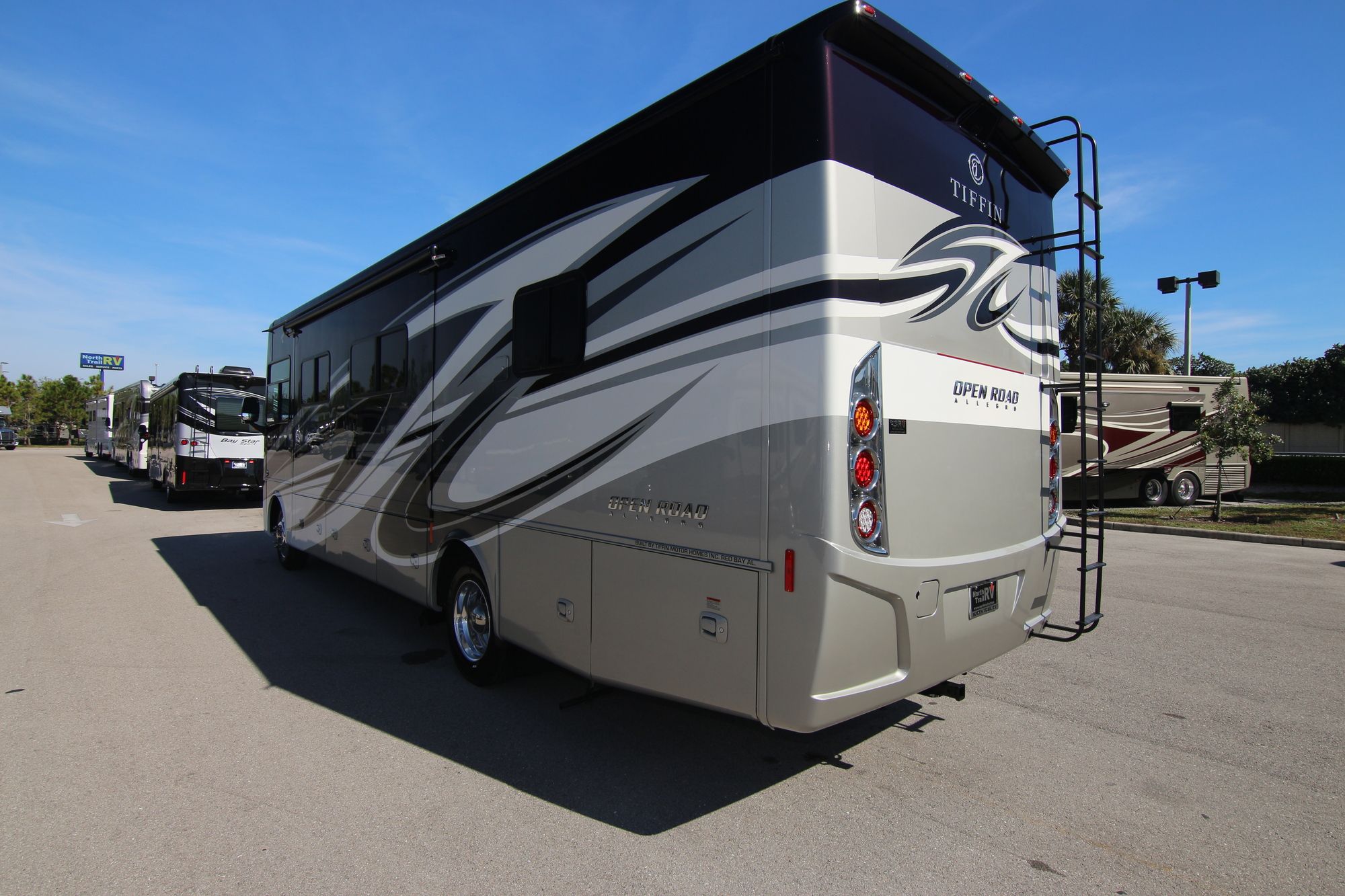 New 2020 Tiffin Motor Homes Allegro 32SA Class A  For Sale