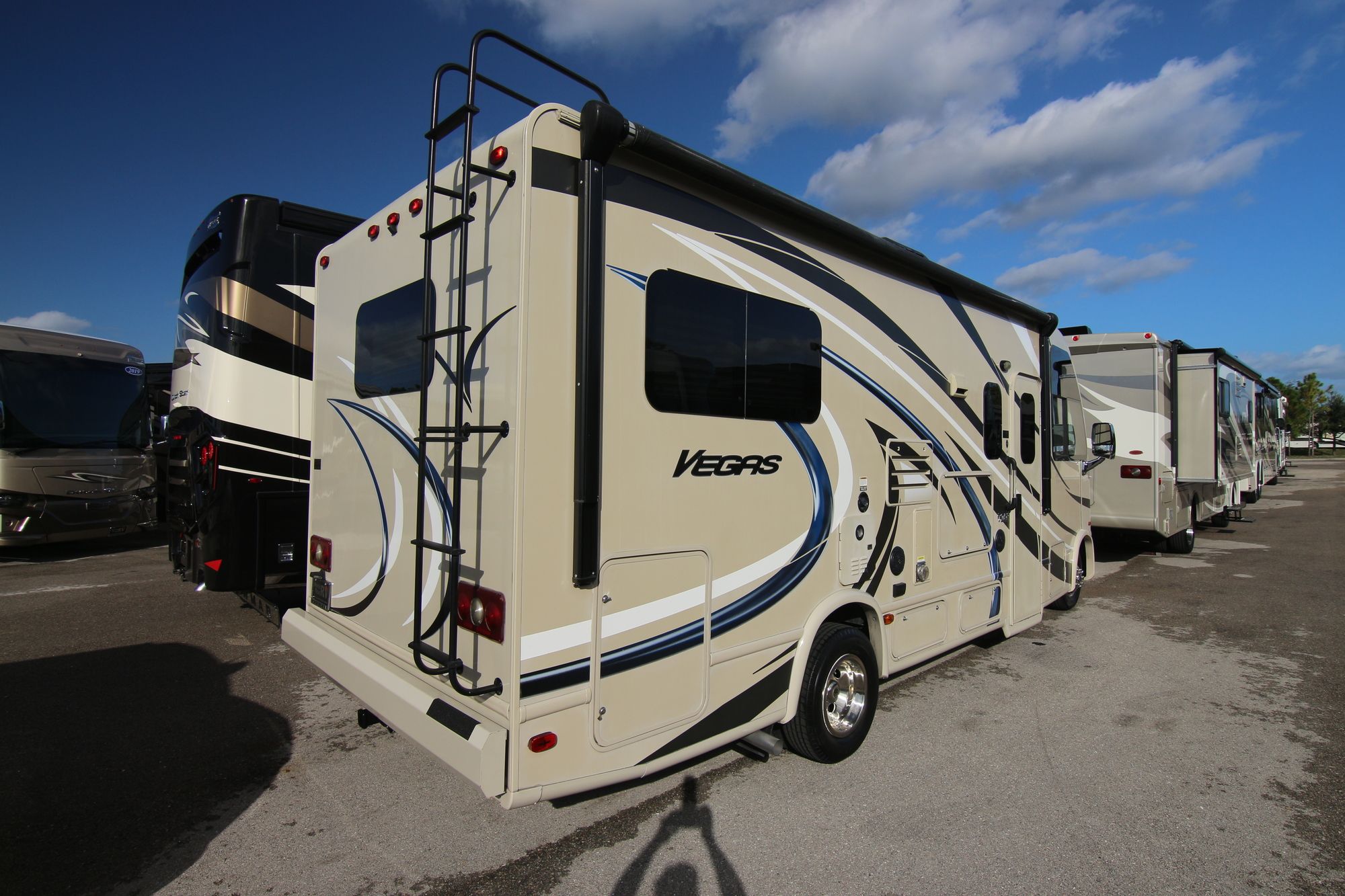 Used 2017 Thor Vegas 24.1 Class A  For Sale