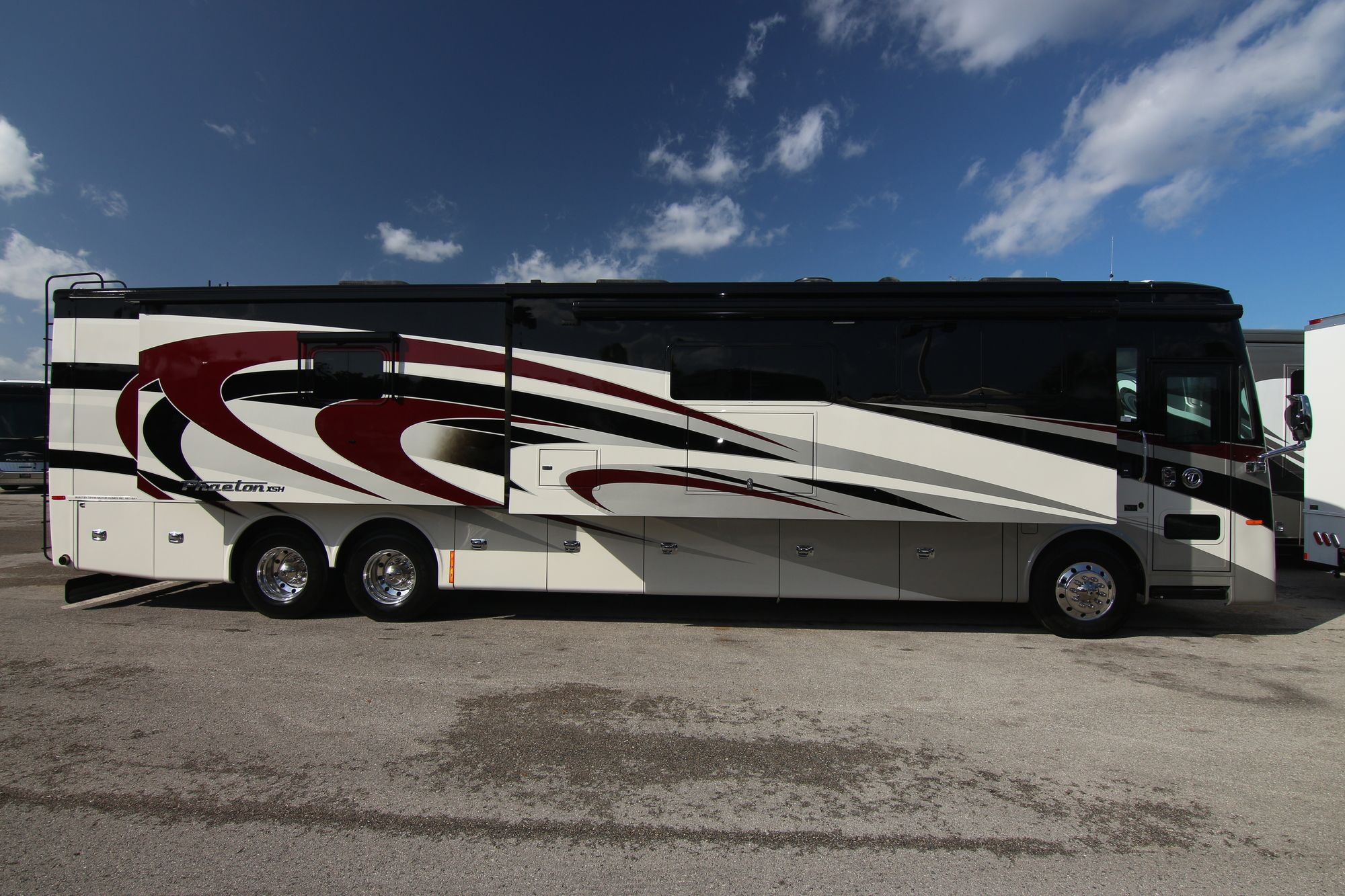 New 2020 Tiffin Motor Homes Phaeton 44OH Class A  For Sale