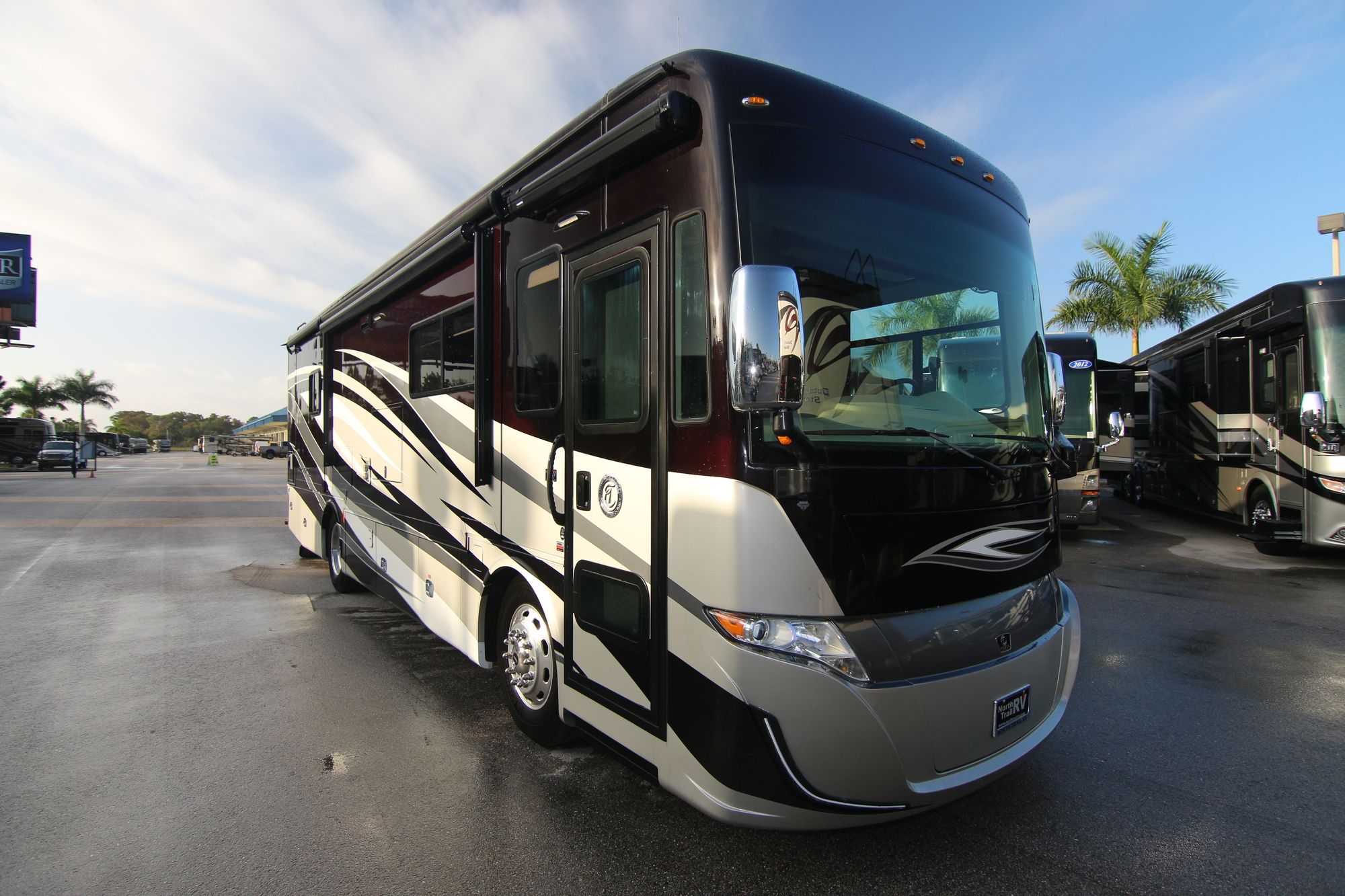 Used 2018 Tiffin Motor Homes Allegro Red 33AA Class A  For Sale