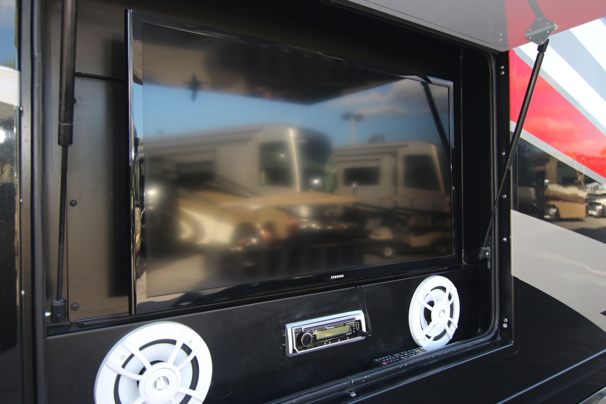 Used 2018 Holiday Rambler Endeavor 40G Class A  For Sale