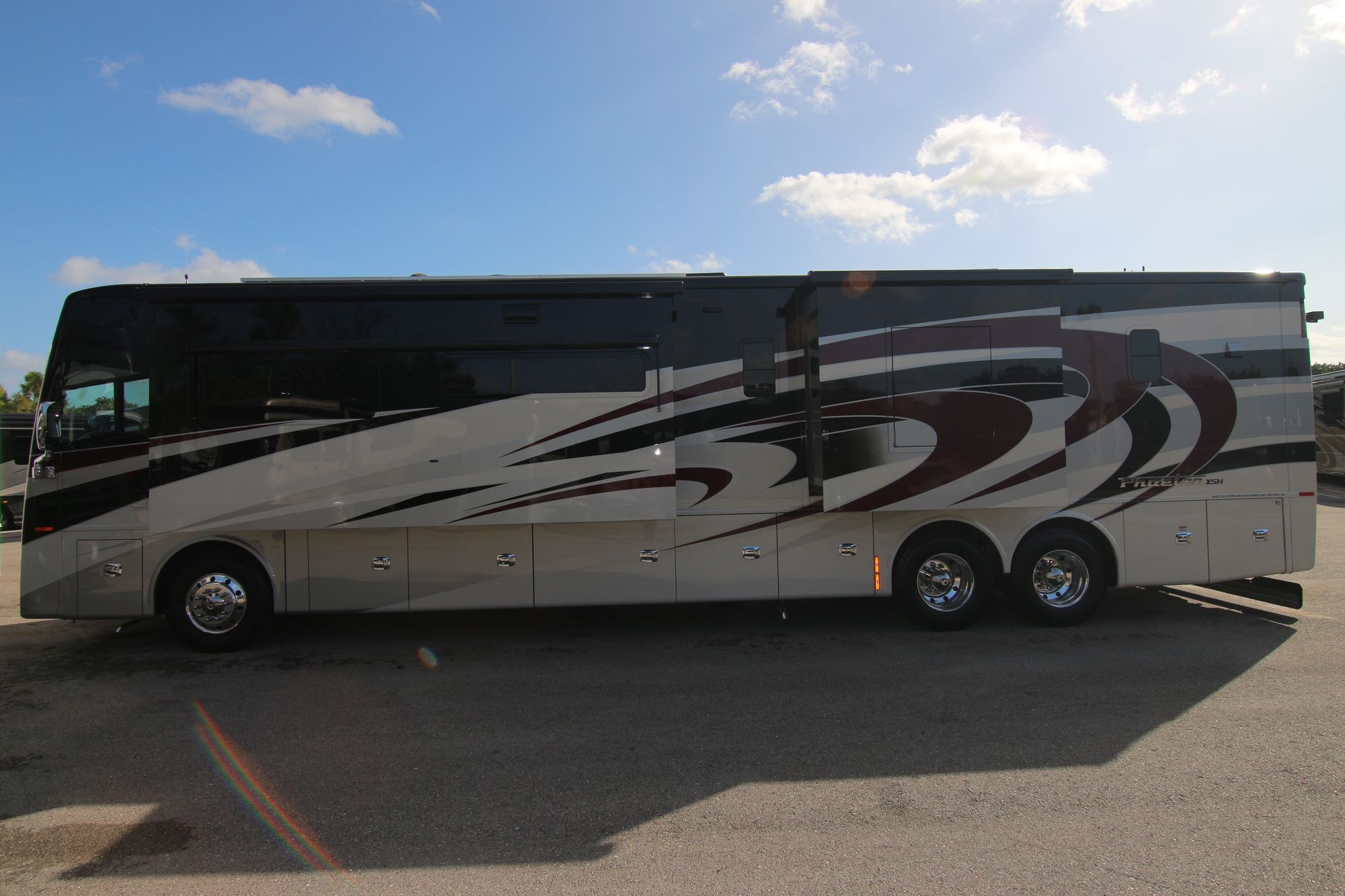 New 2020 Tiffin Motor Homes Phaeton 44OH Class A  For Sale