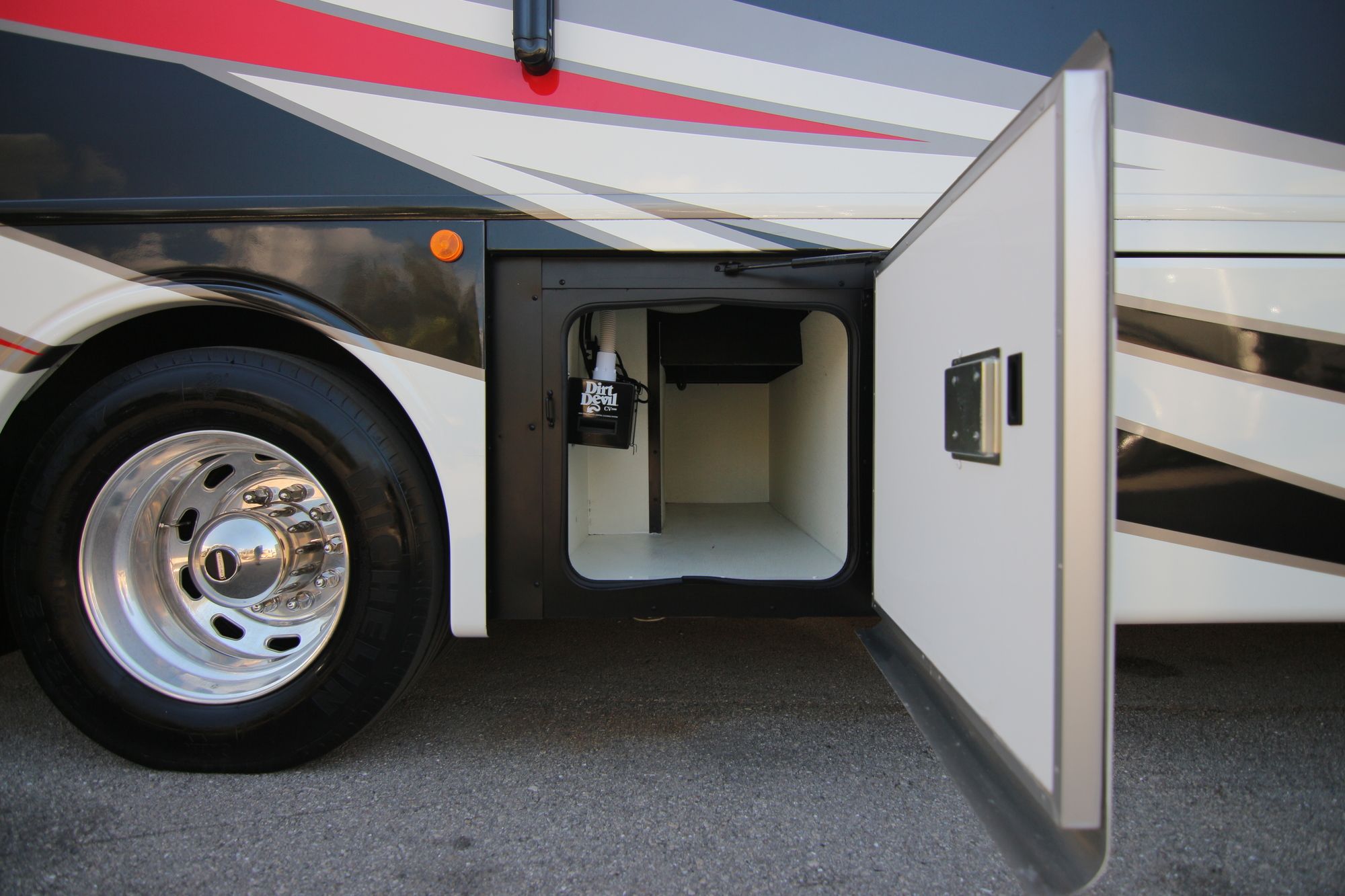 Used 2018 Holiday Rambler Endeavor 40G Class A  For Sale