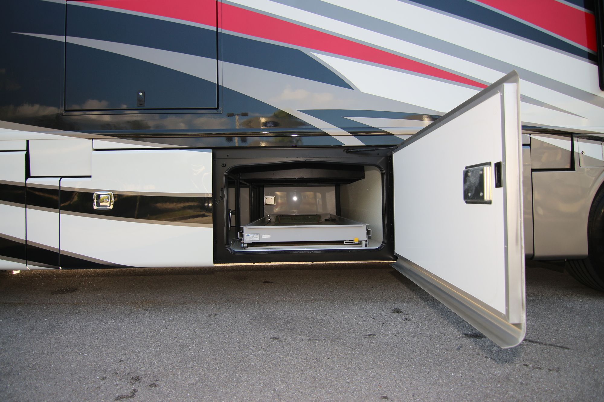 Used 2018 Holiday Rambler Endeavor 40G Class A  For Sale