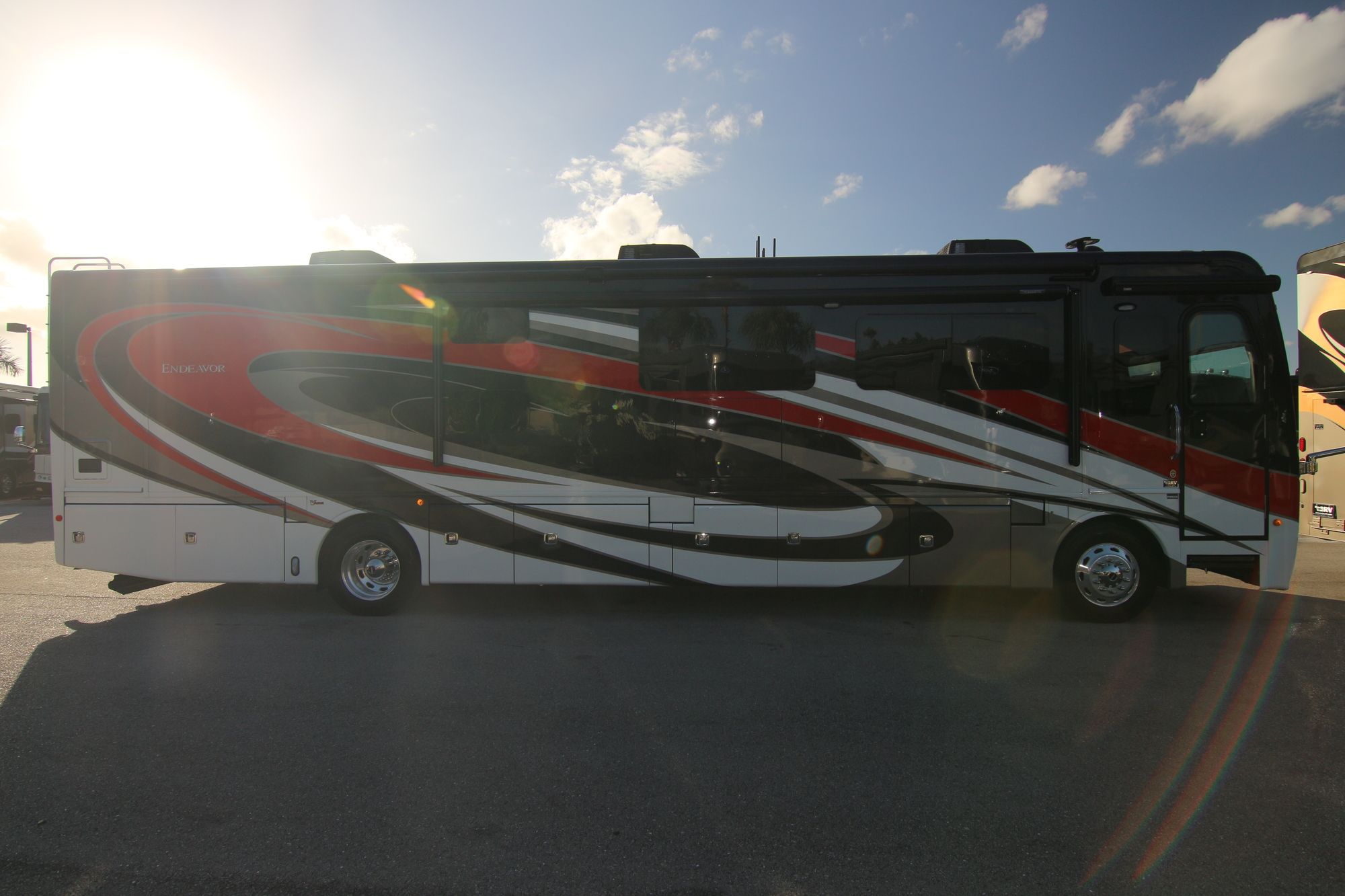 Used 2018 Holiday Rambler Endeavor 40G Class A  For Sale