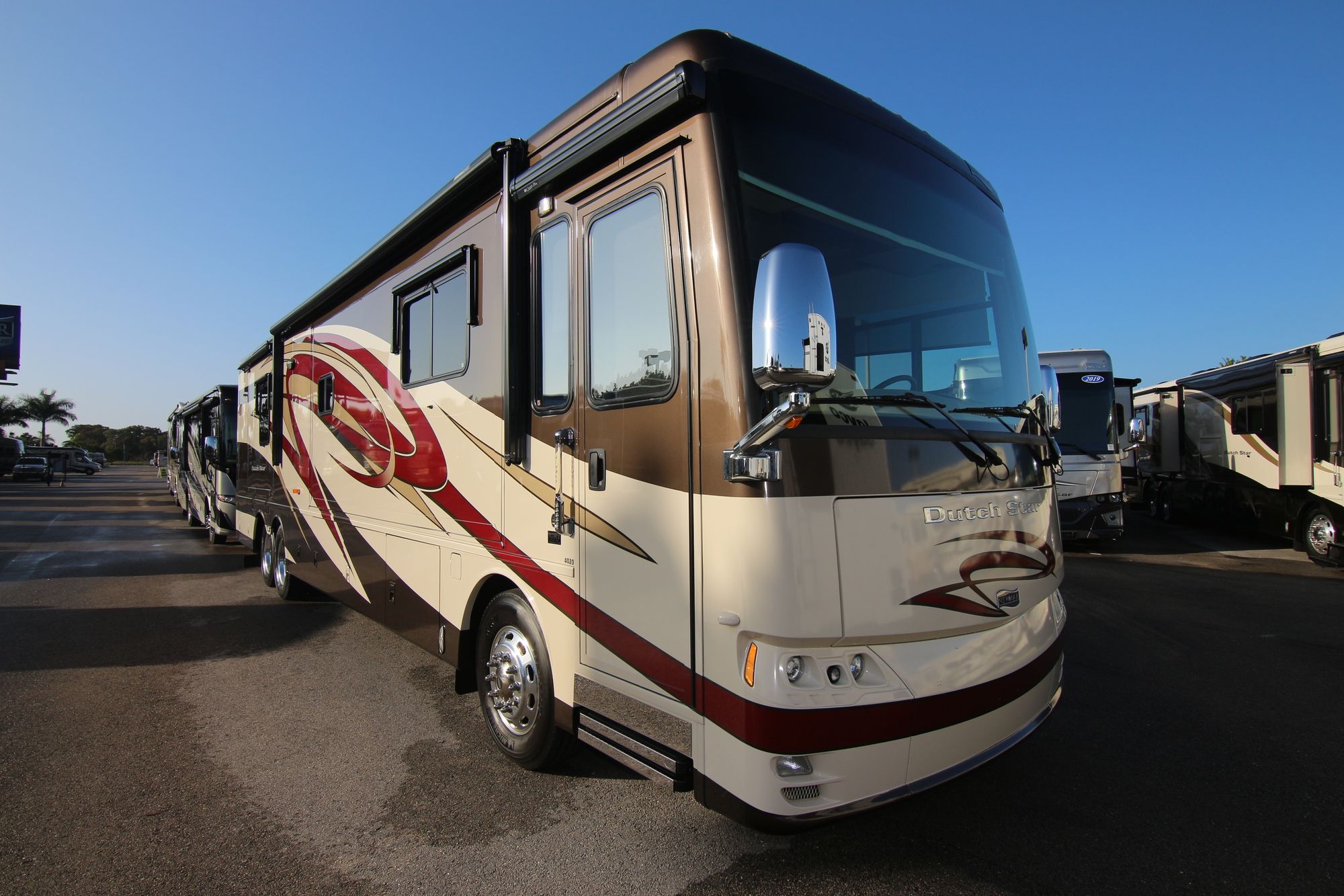 Used 2012 Newmar Dutch Star 4020 Class A  For Sale