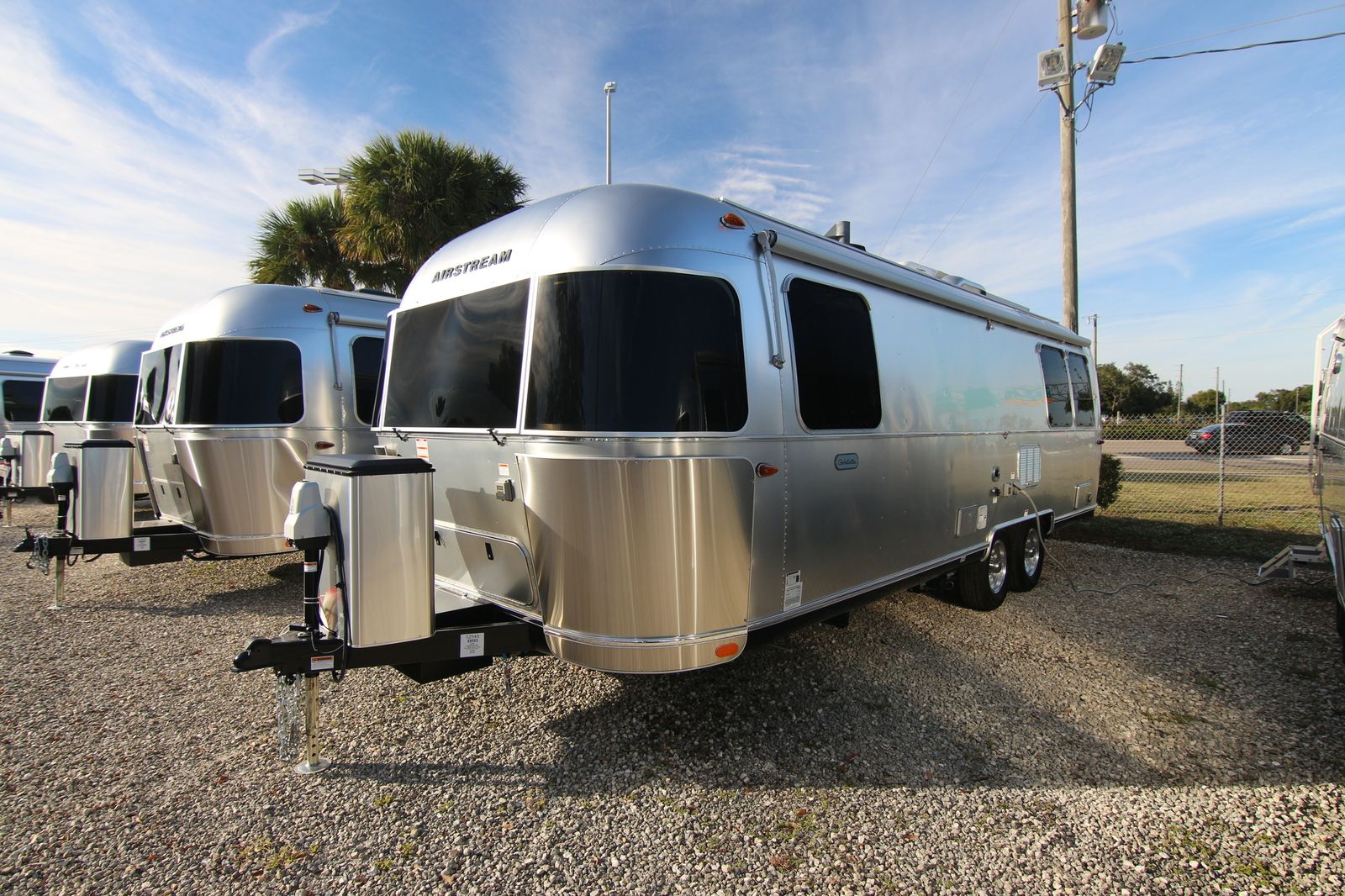 2020 Airstream Globetrotter 27FB 12548