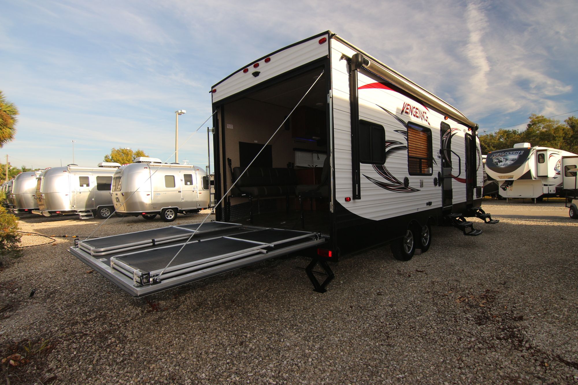 Used 2016 Forest River Vengence 25V Travel Trailer  For Sale