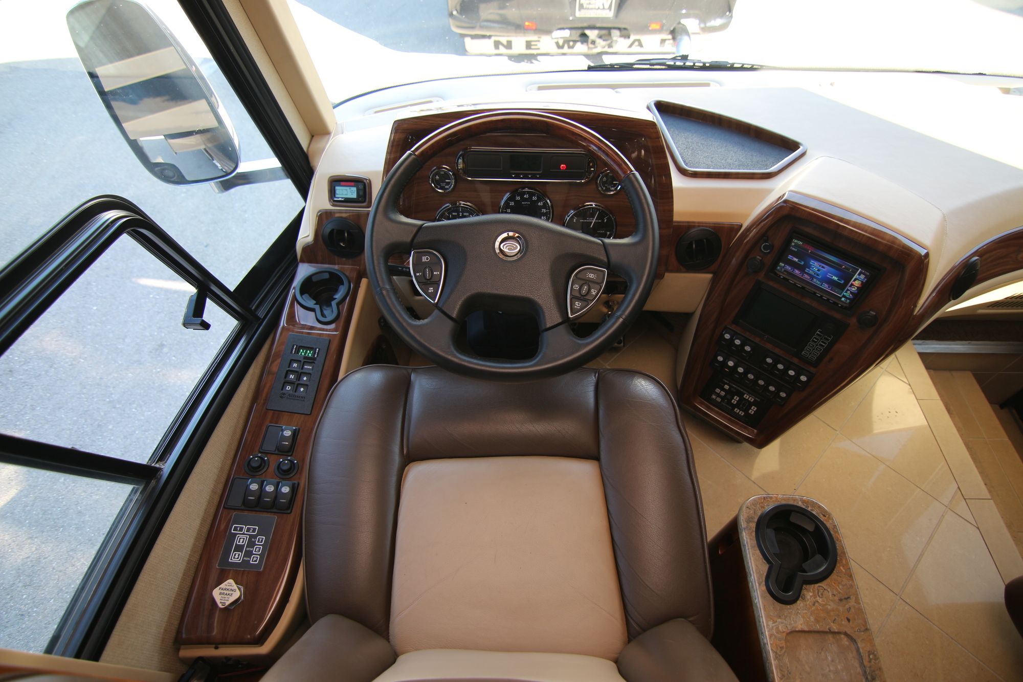 Used 2009 Country Coach Affinity 45 RUSSIAN RIVER Class A  For Sale