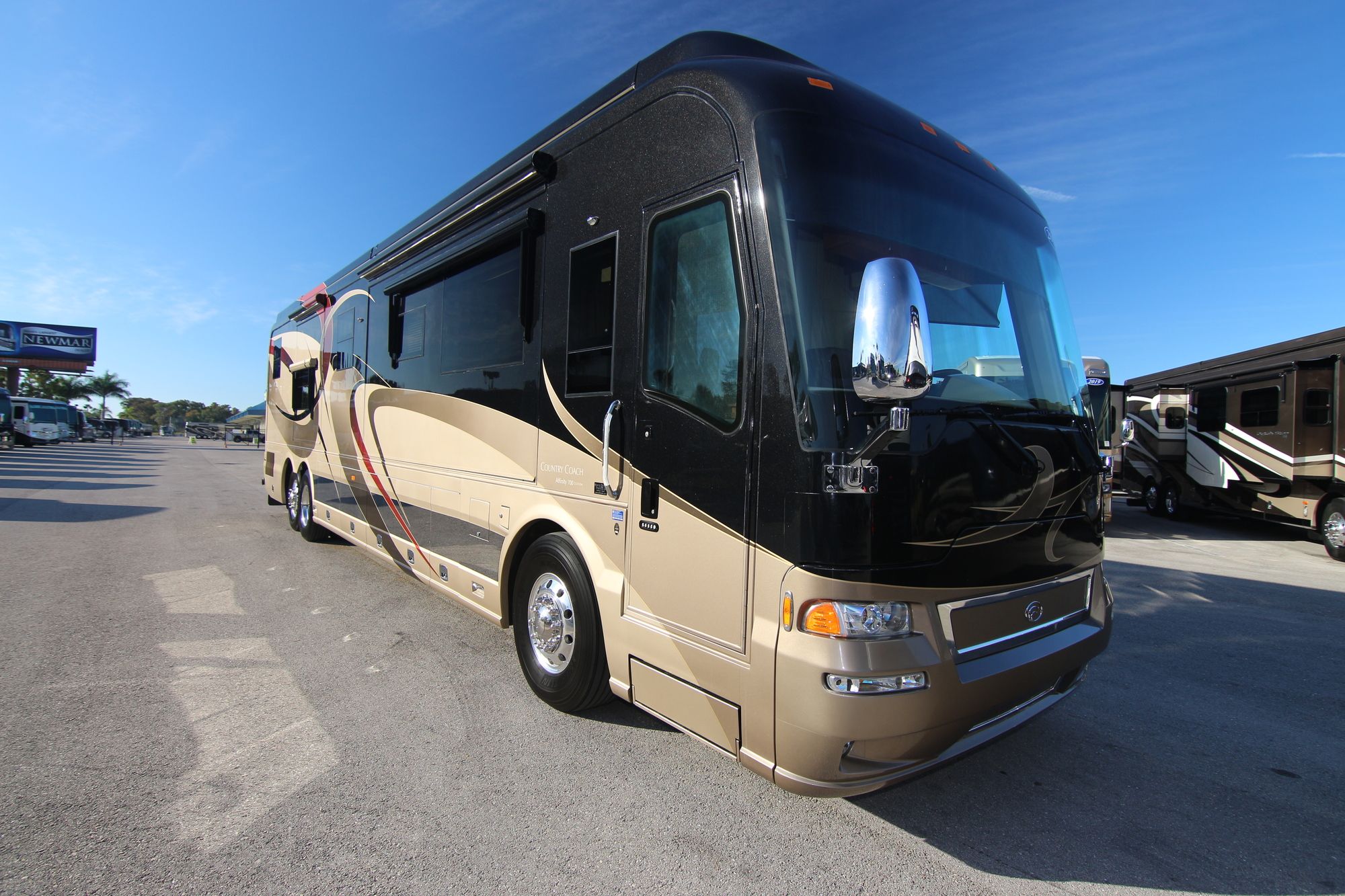 Used 2009 Country Coach Affinity 45 RUSSIAN RIVER Class A  For Sale