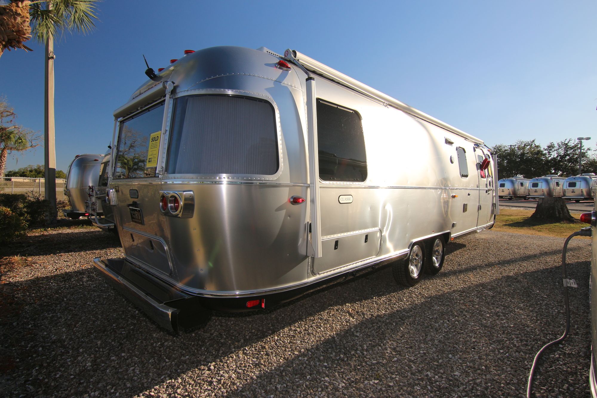 New 2020 Airstream Classic 30RB Travel Trailer  For Sale