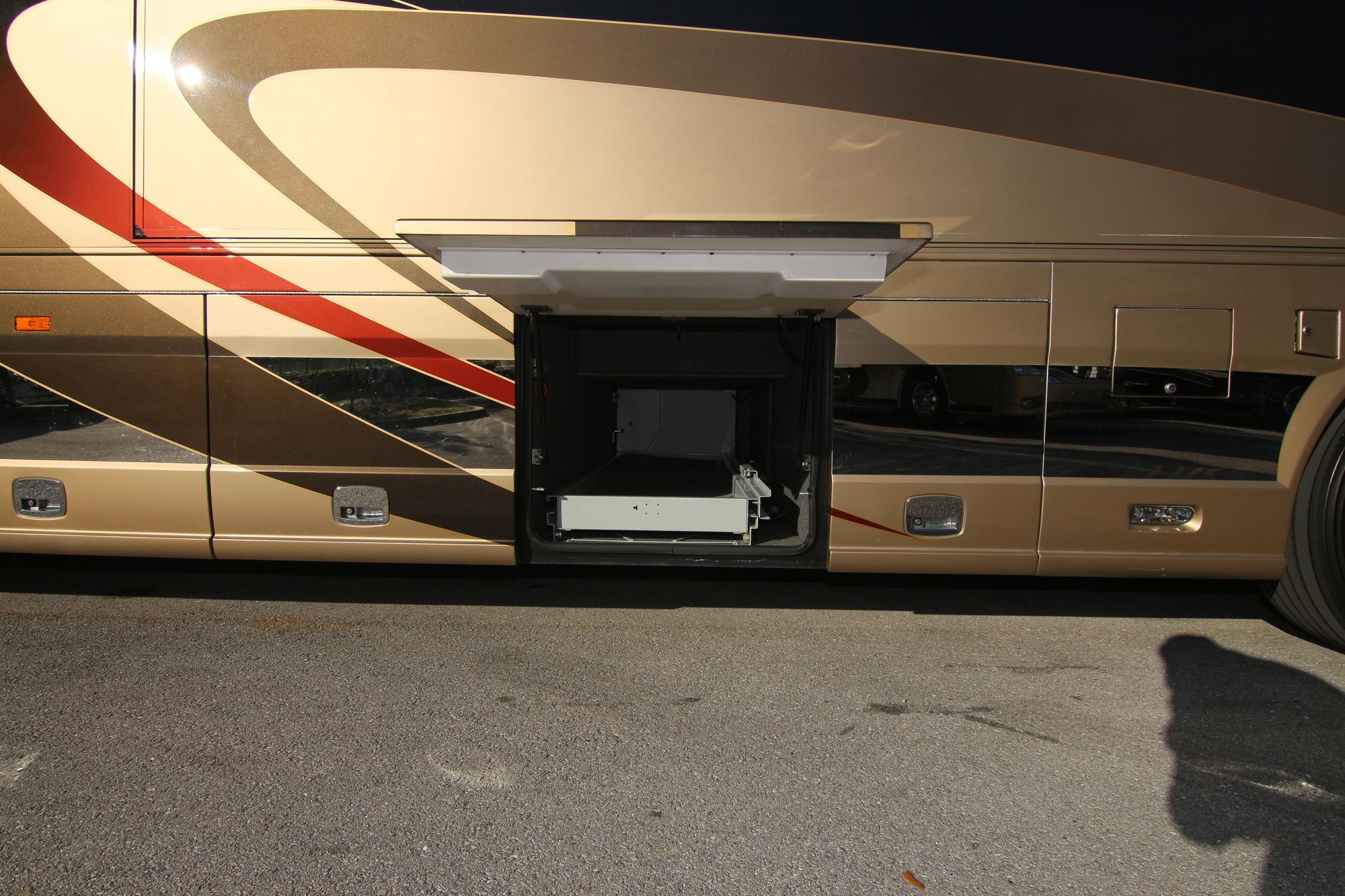 Used 2009 Country Coach Affinity 45 RUSSIAN RIVER Class A  For Sale