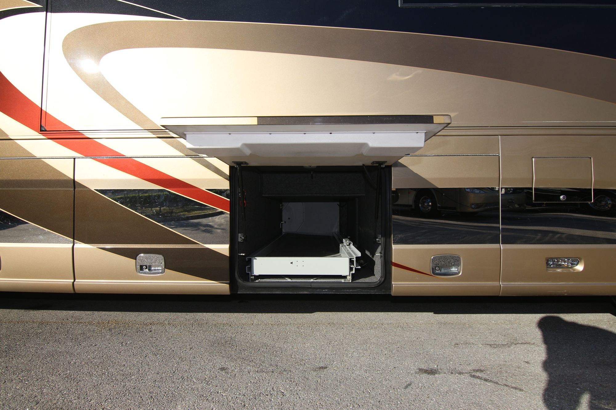 Used 2009 Country Coach Affinity 45 RUSSIAN RIVER Class A  For Sale