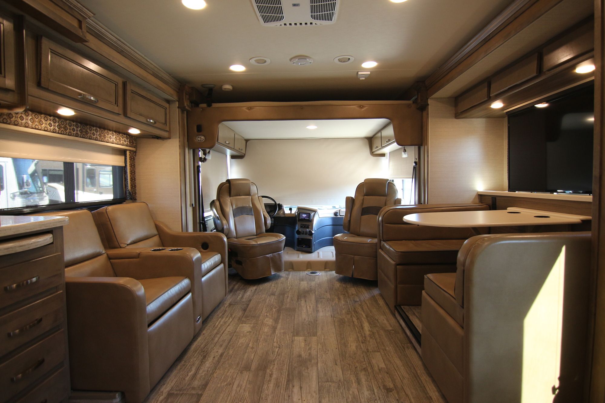 Used 2018 Jayco Precept 31UL Class A  For Sale