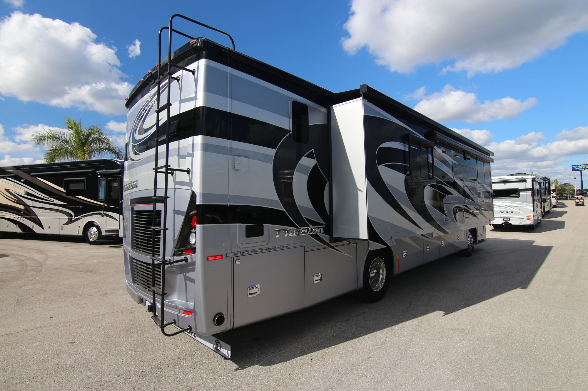 New 2020 Tiffin Motor Homes Phaeton 37BH Class A  For Sale