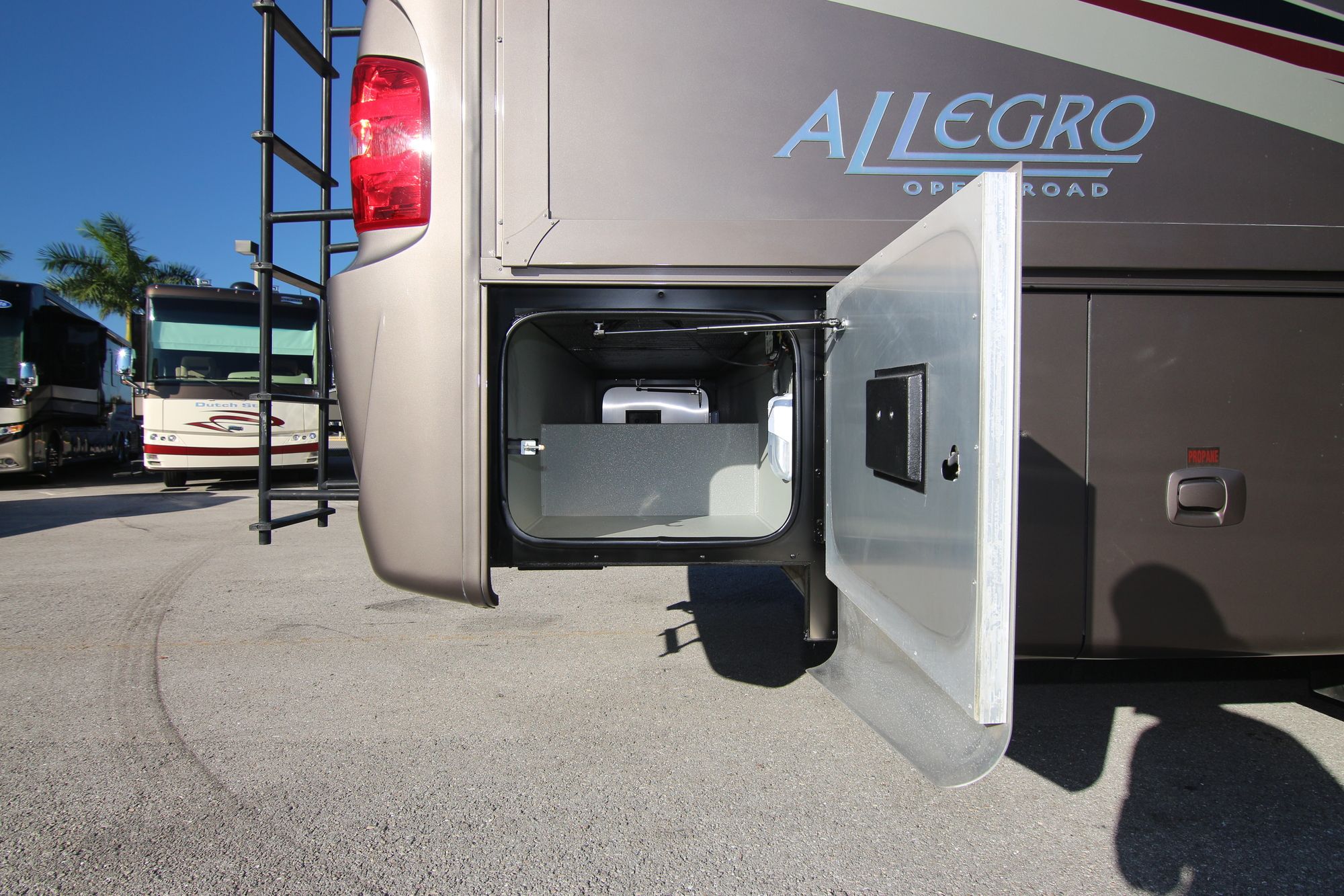 Used 2014 Tiffin Motor Homes Allegro 34TGA Class A  For Sale