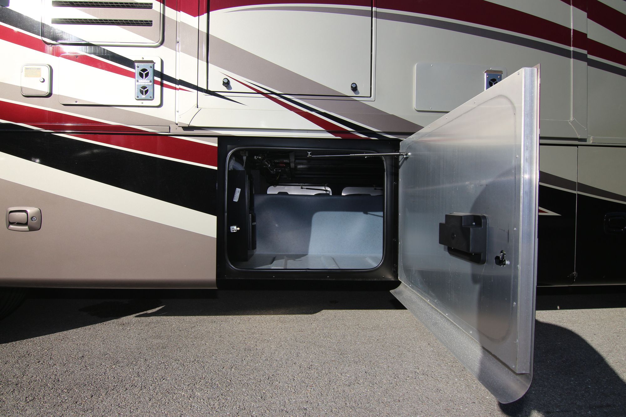 Used 2014 Tiffin Motor Homes Allegro 34TGA Class A  For Sale