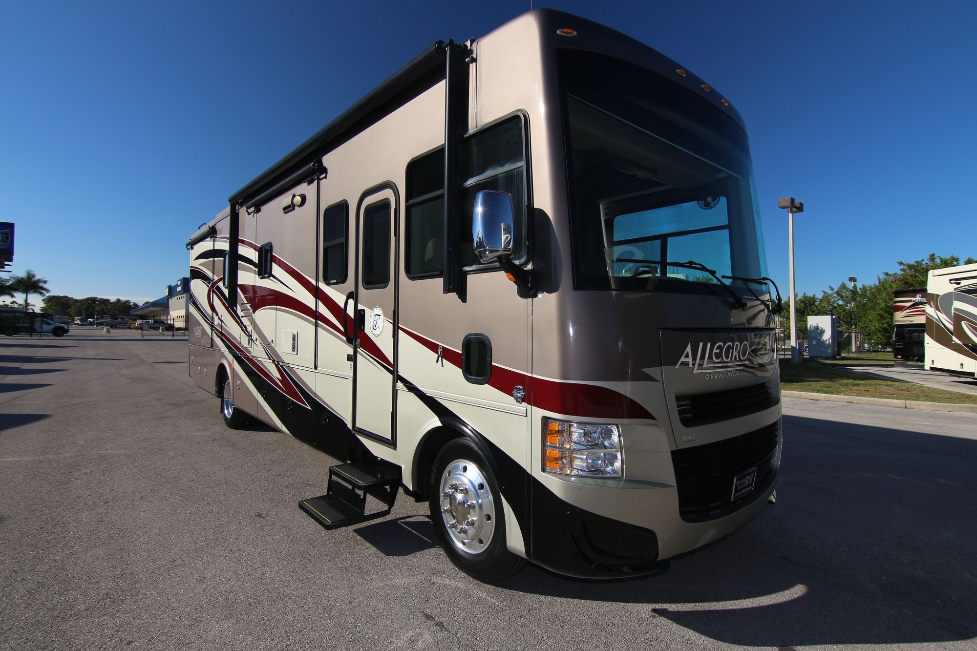 Used 2014 Tiffin Motor Homes Allegro 34TGA Class A  For Sale