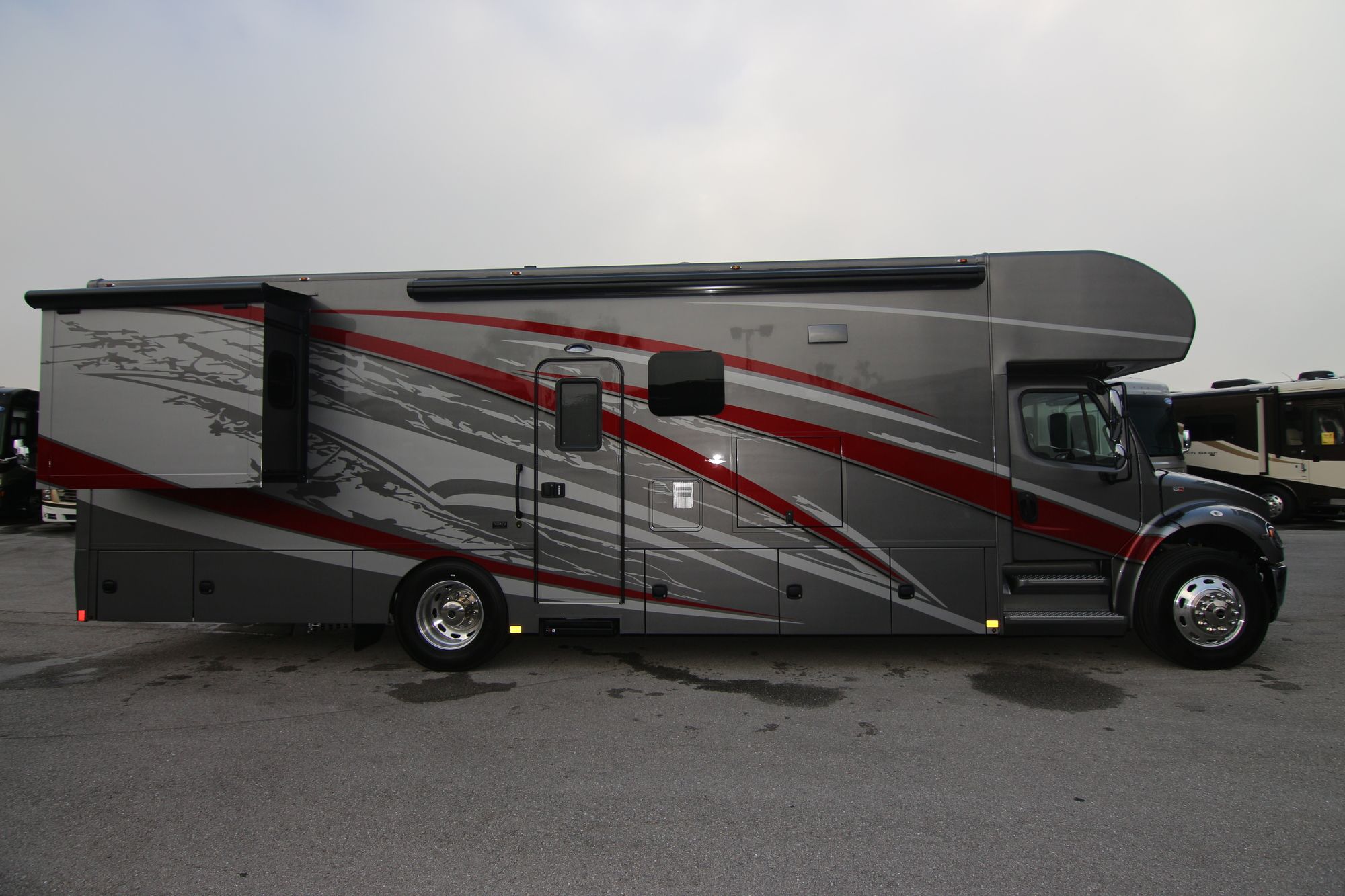 New 2020 Renegade Rv Valencia 35MBQ Super C  For Sale