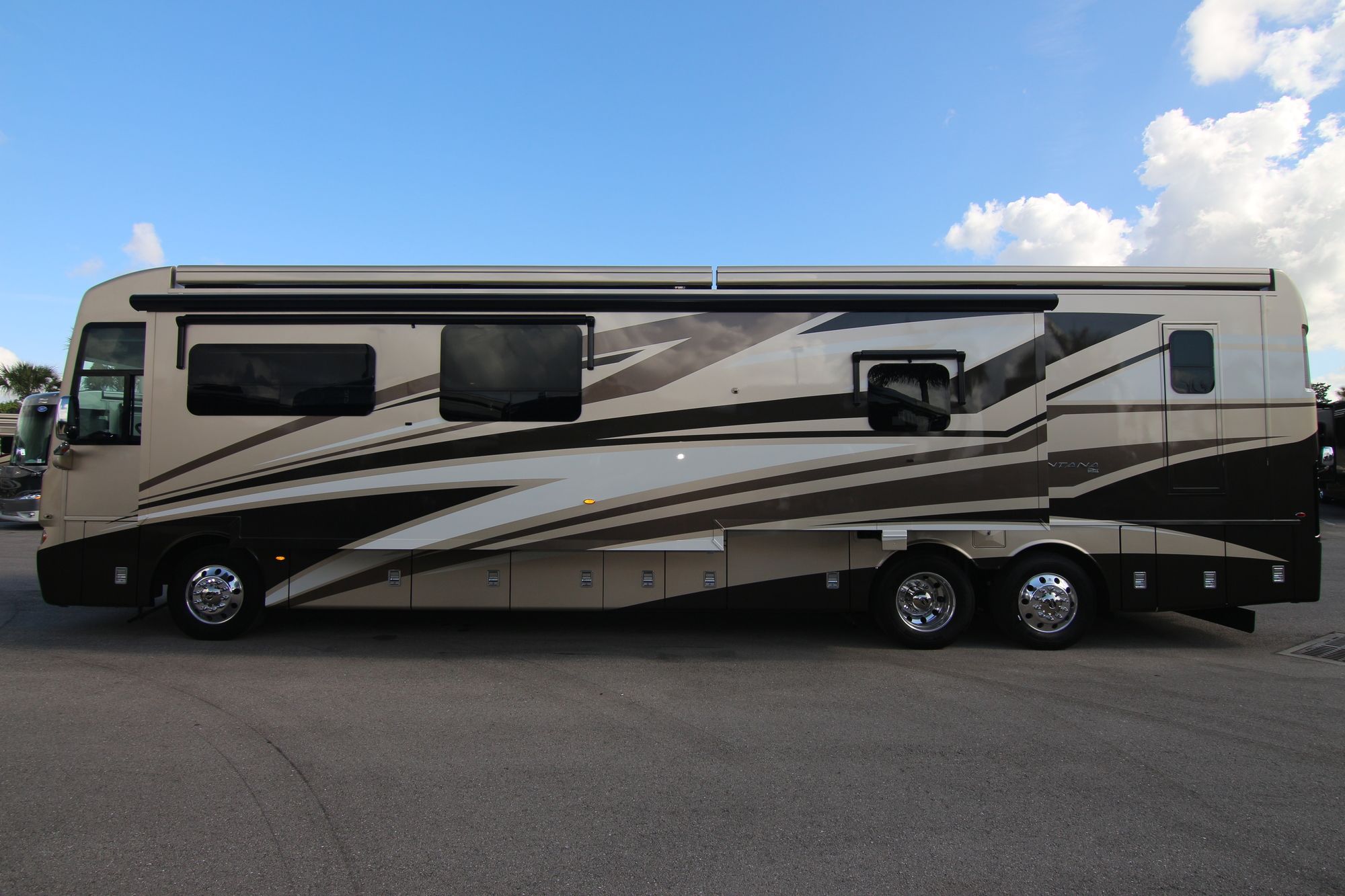 New 2020 Newmar Ventana 4369 Class A  For Sale