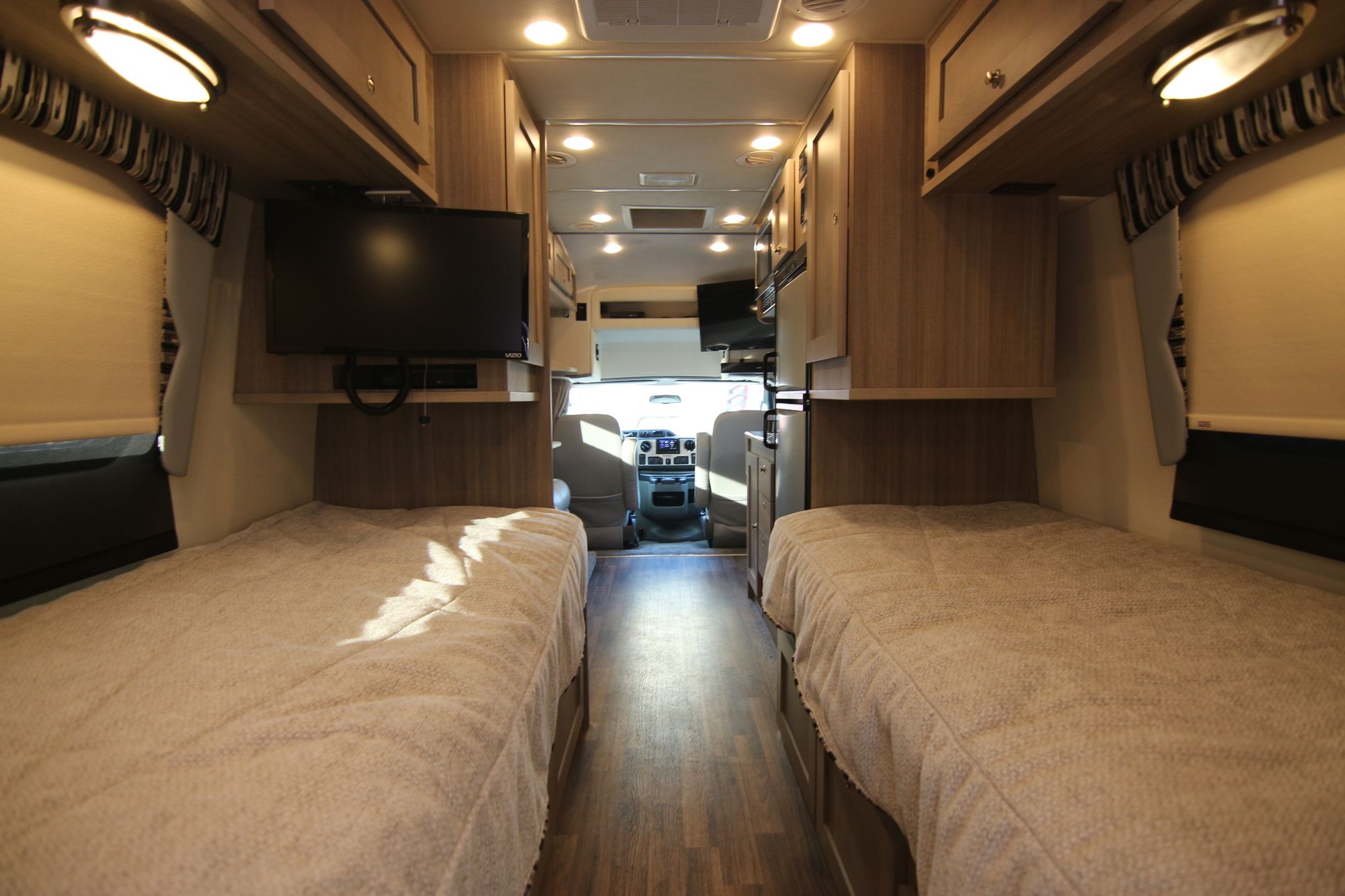 Used 2020 Coach House Platinum 261XL Class B  For Sale