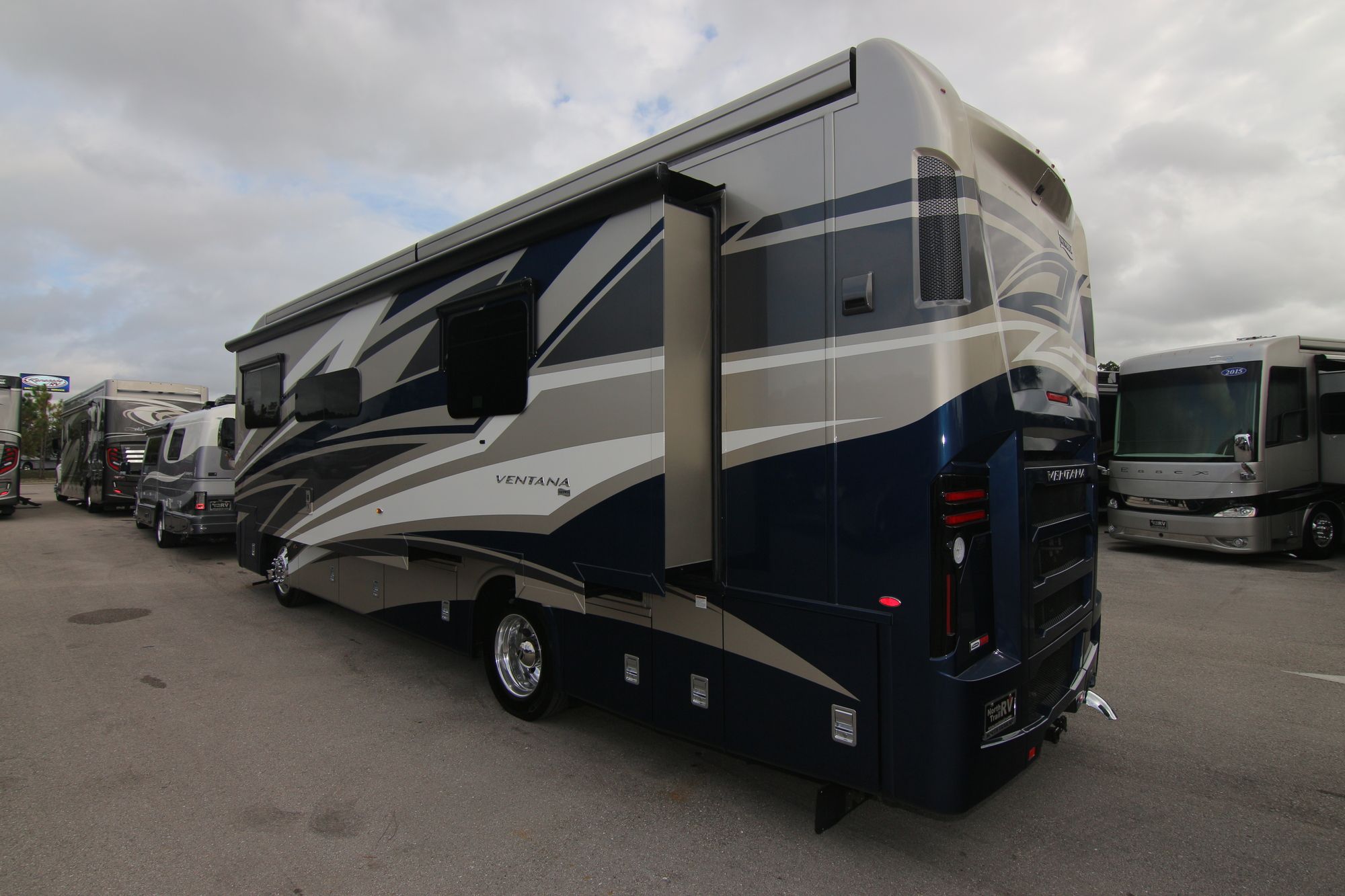 New 2020 Newmar Ventana 3426 Class A  For Sale