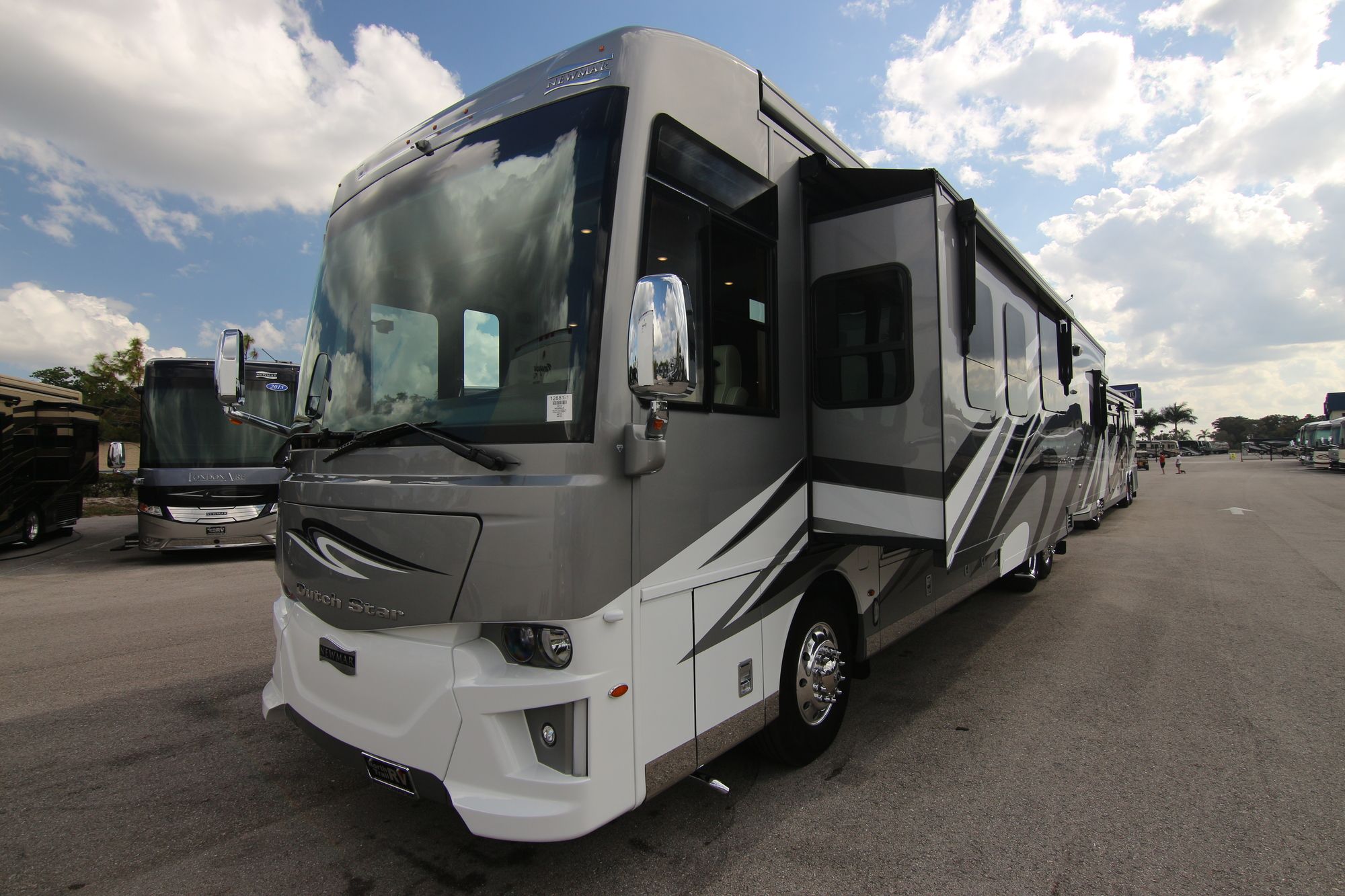 Used 2019 Newmar Dutch Star 4018 Class A  For Sale