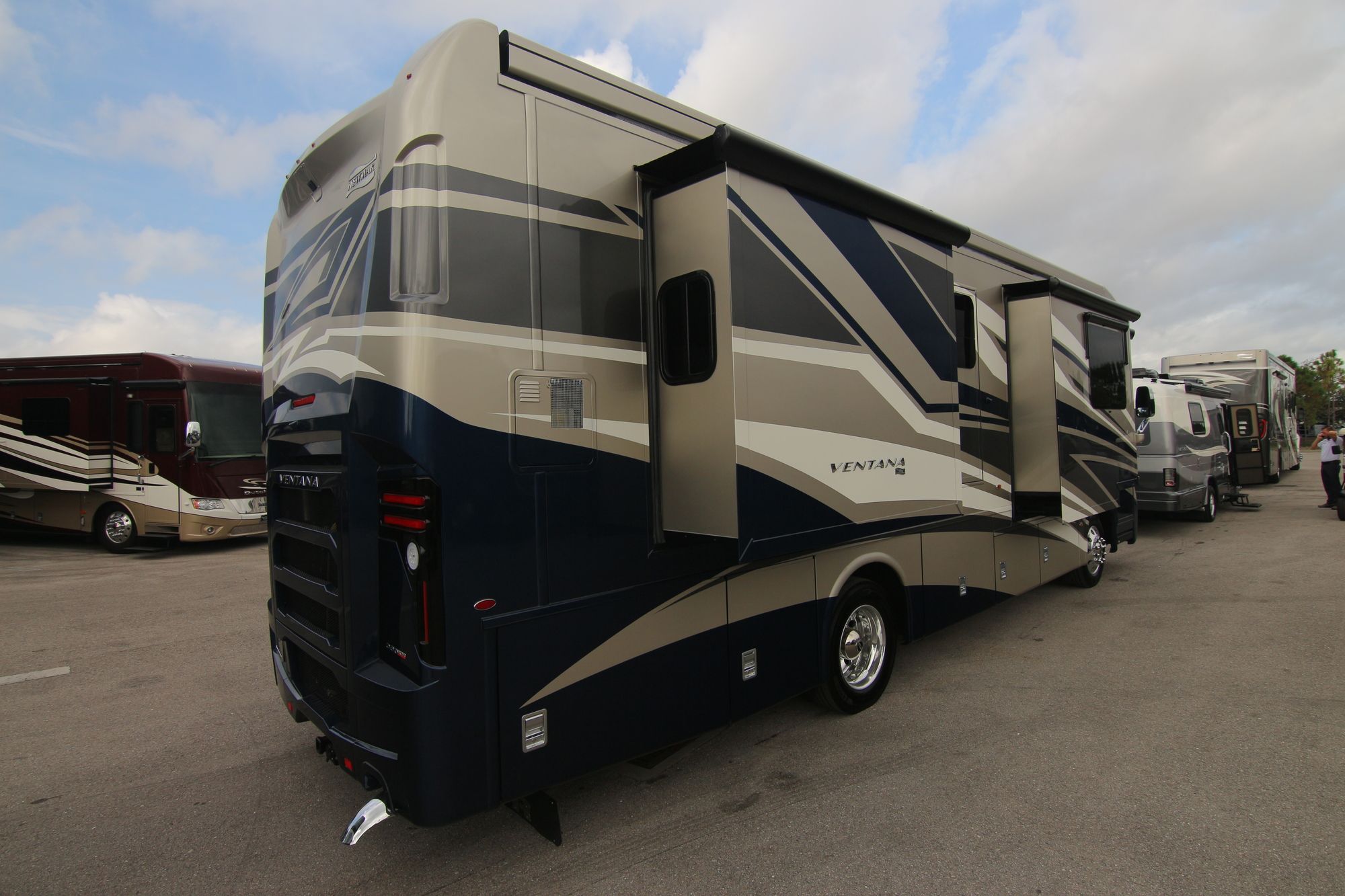 New 2020 Newmar Ventana 3426 Class A  For Sale