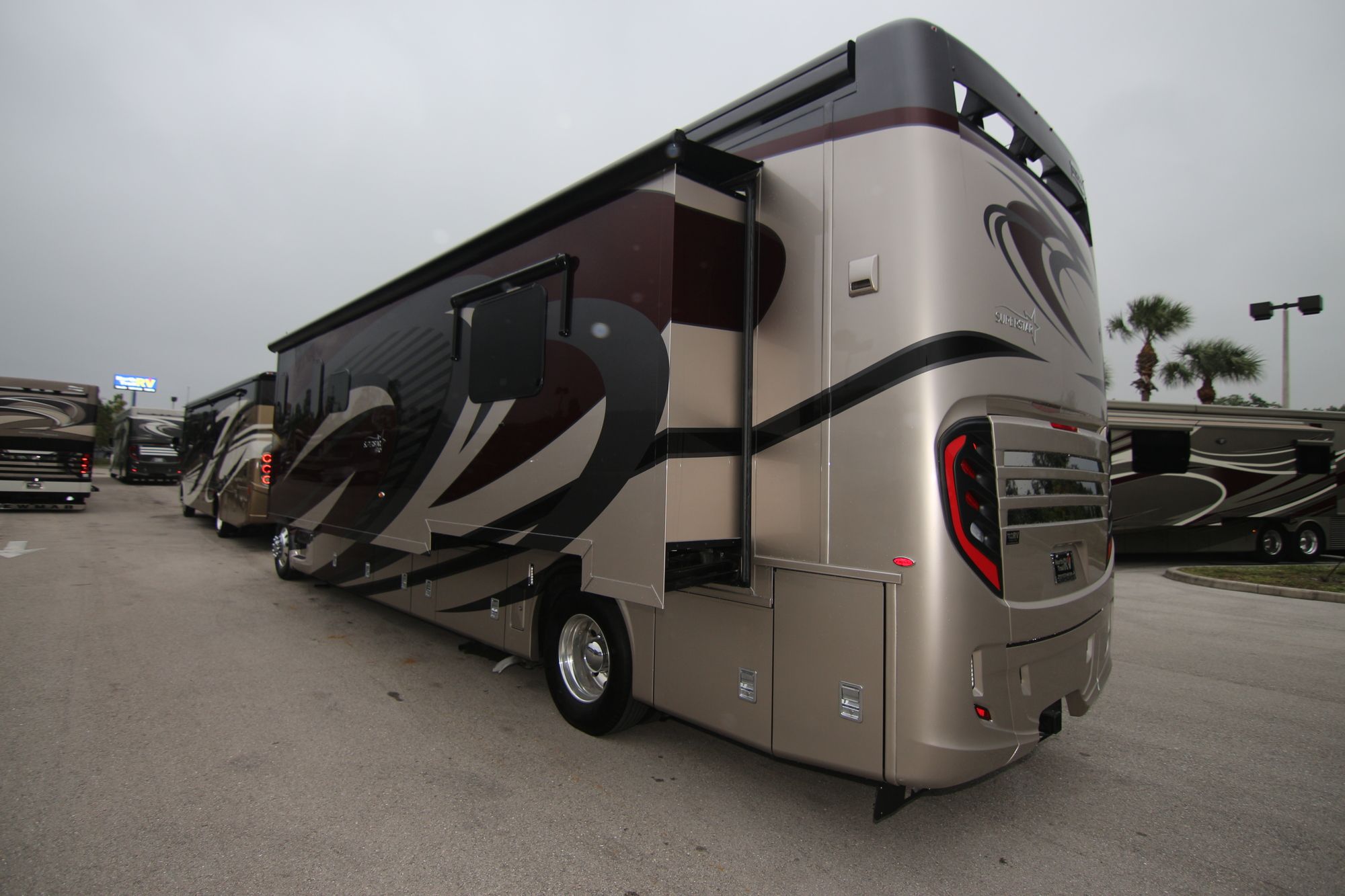 New 2020 Newmar Super Star 3746 Super C  For Sale