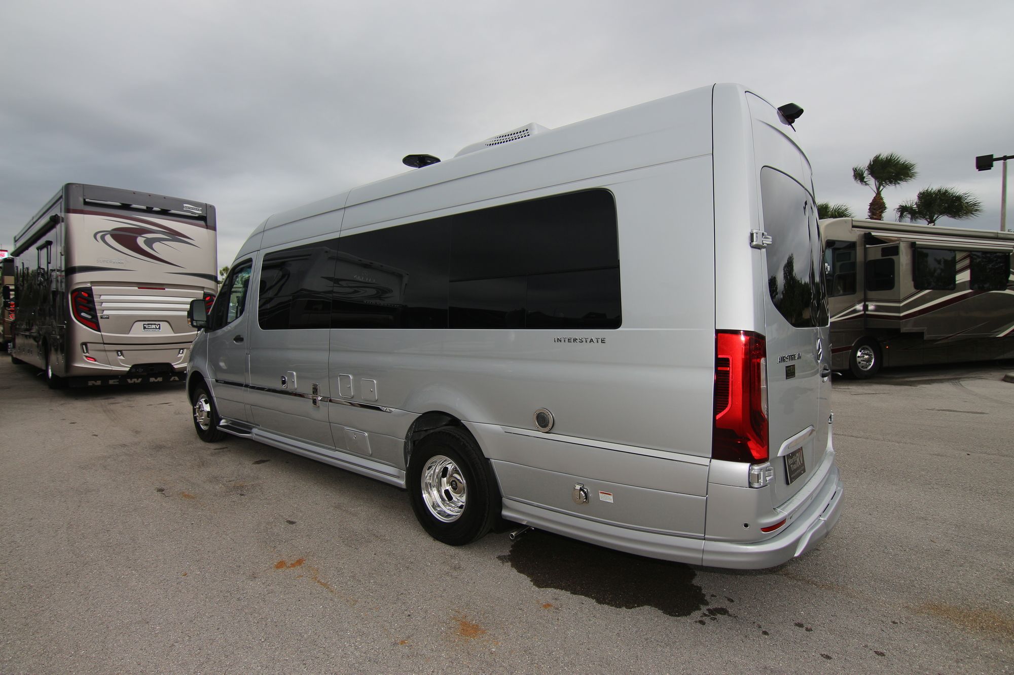 New 2020 Airstream Interstate 24NG LOUNGE Class B  For Sale