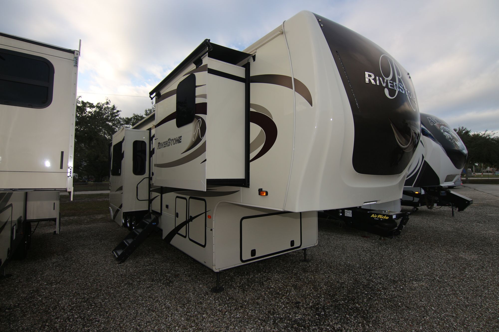 Used 2020 Forest River Riverstone 39FKTH Fifth Wheel  For Sale