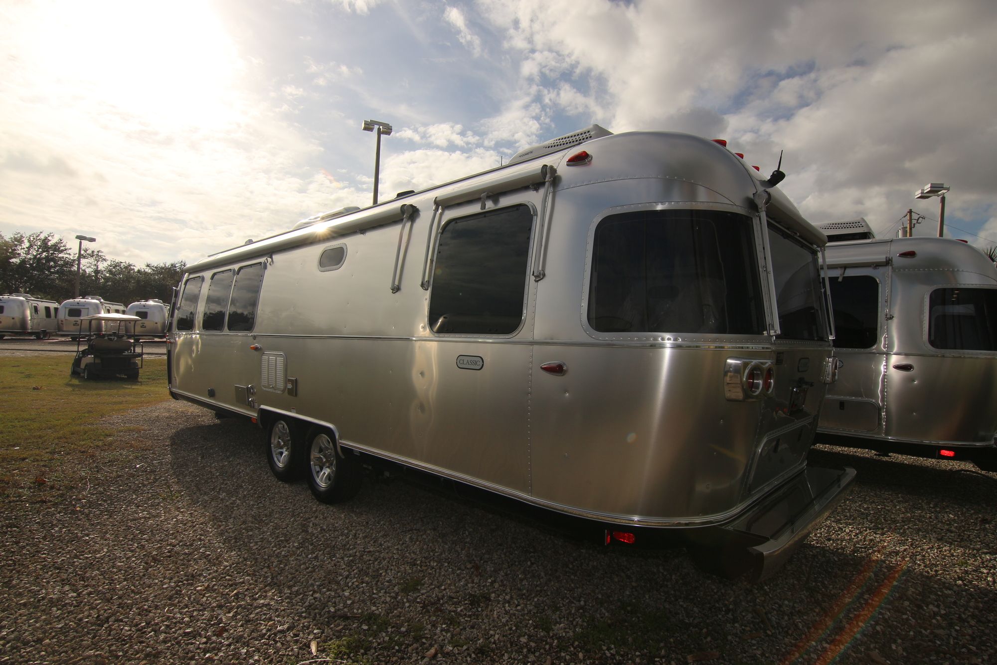 New 2020 Airstream Classic 30RB Travel Trailer  For Sale