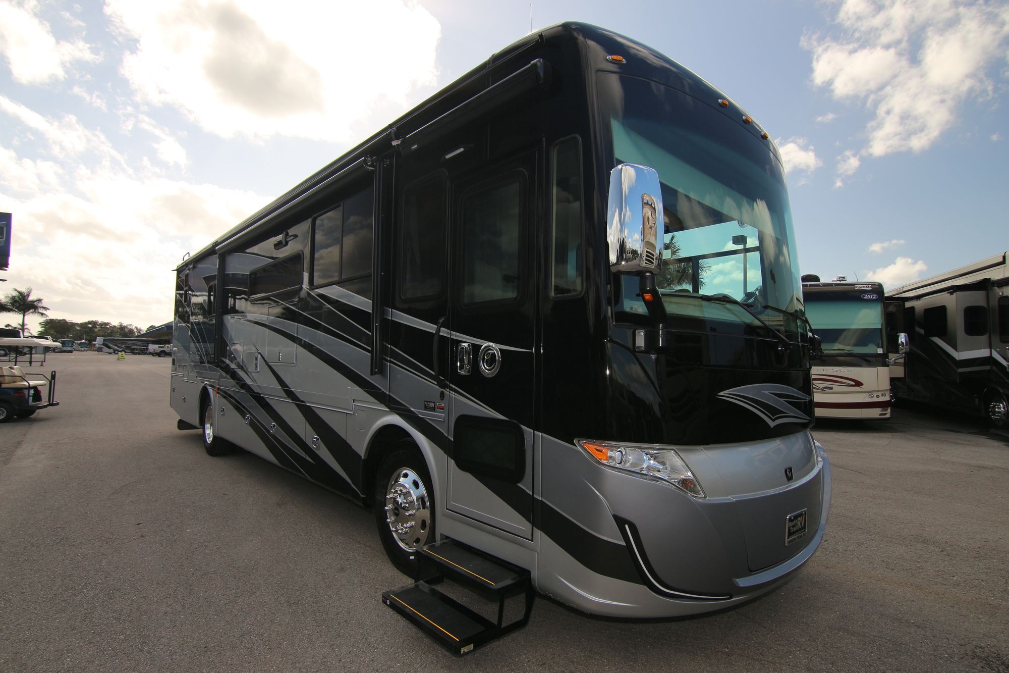 New 2020 Tiffin Motor Homes Allegro Red 37BA Class A  For Sale