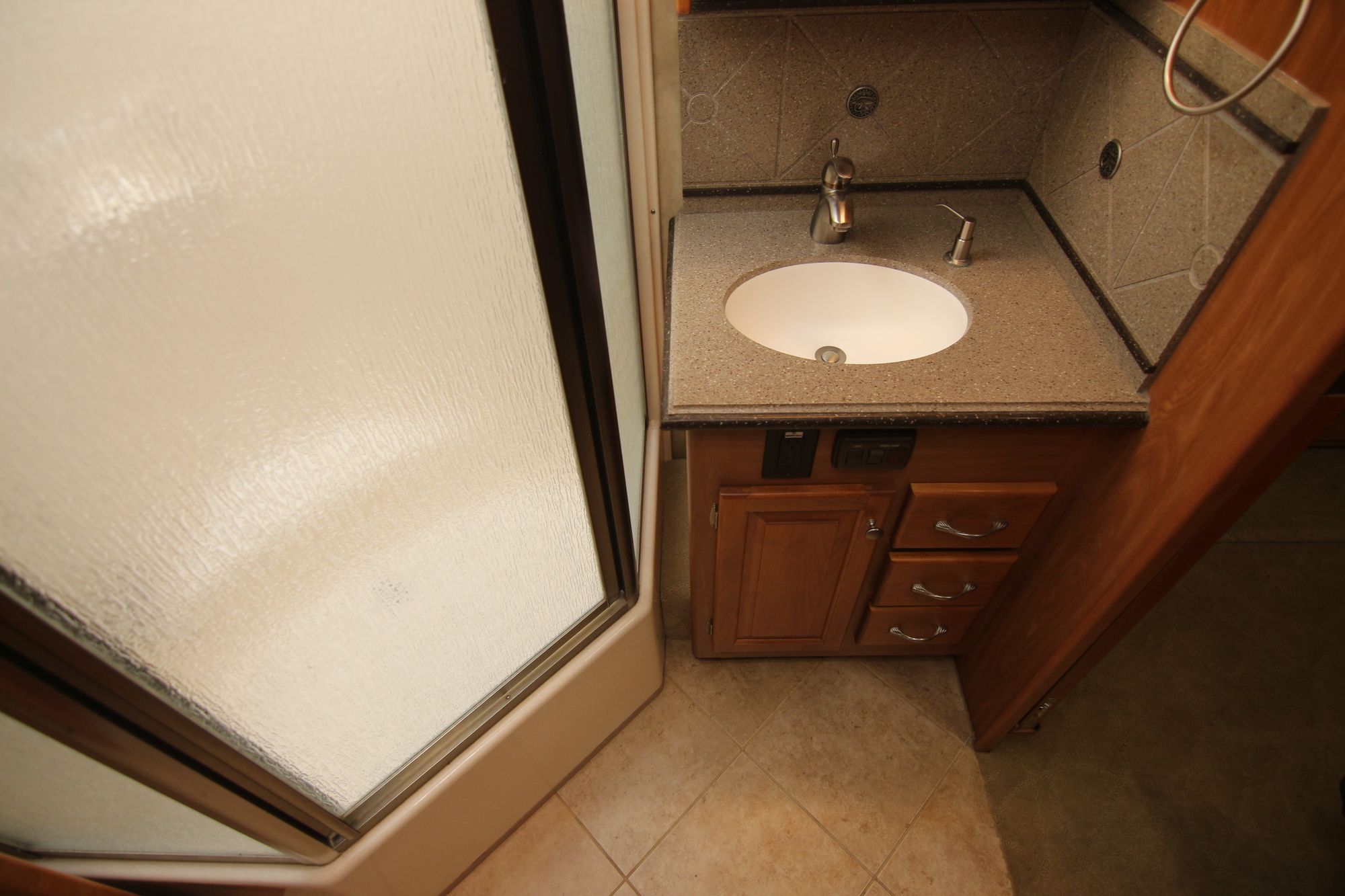 Used 2008 Tiffin Motor Homes Phaeton 40QSH Class A  For Sale