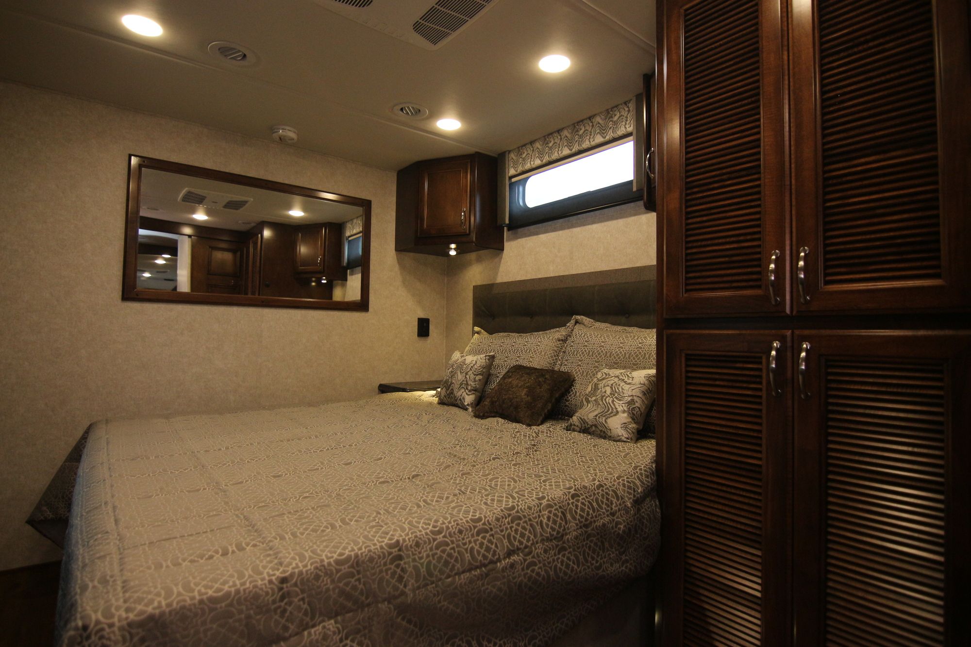 New 2020 Renegade Rv Verona 40VBH Super C  For Sale