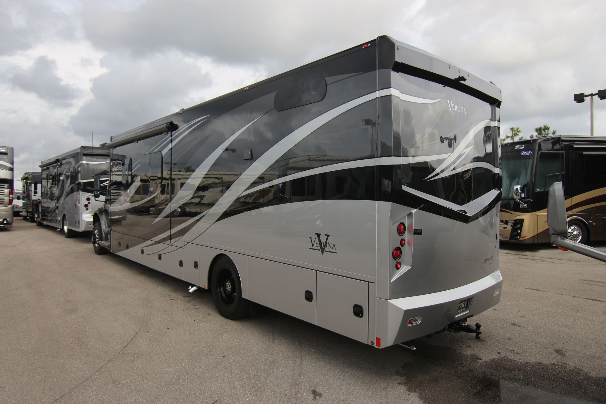 New 2020 Renegade Rv Verona 40VBH Super C  For Sale