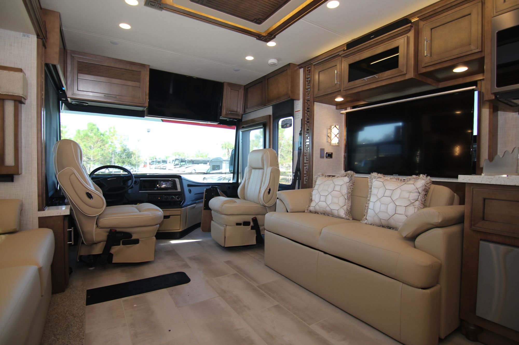 New 2020 Newmar Ventana 4326 Class A  For Sale