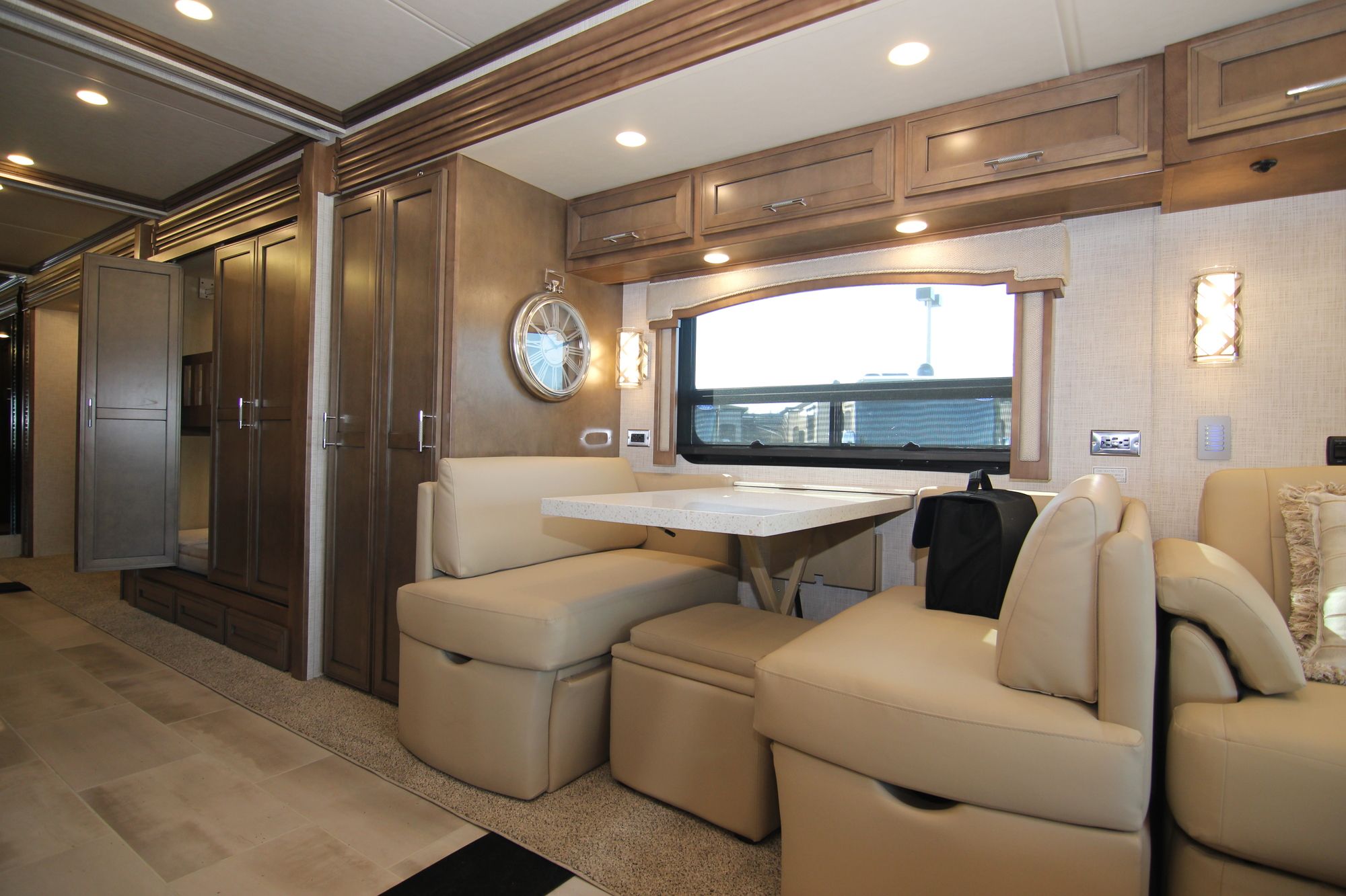 New 2020 Newmar Ventana 4326 Class A  For Sale