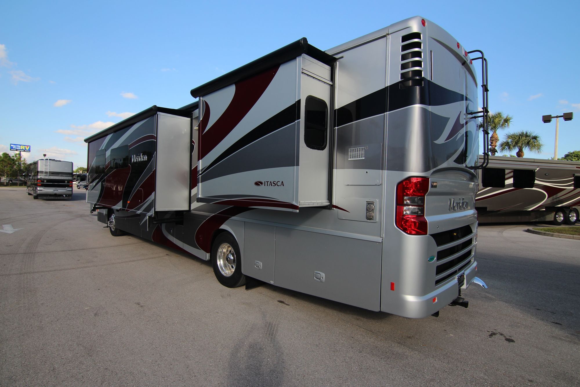 Used 2014 Itasca Meridian 40U Class A  For Sale