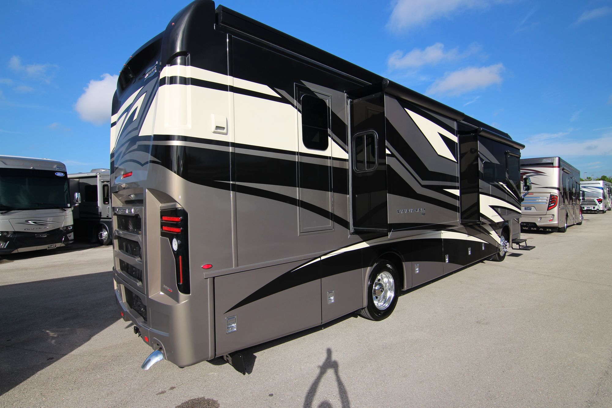 New 2020 Newmar Ventana 3709 Class A  For Sale