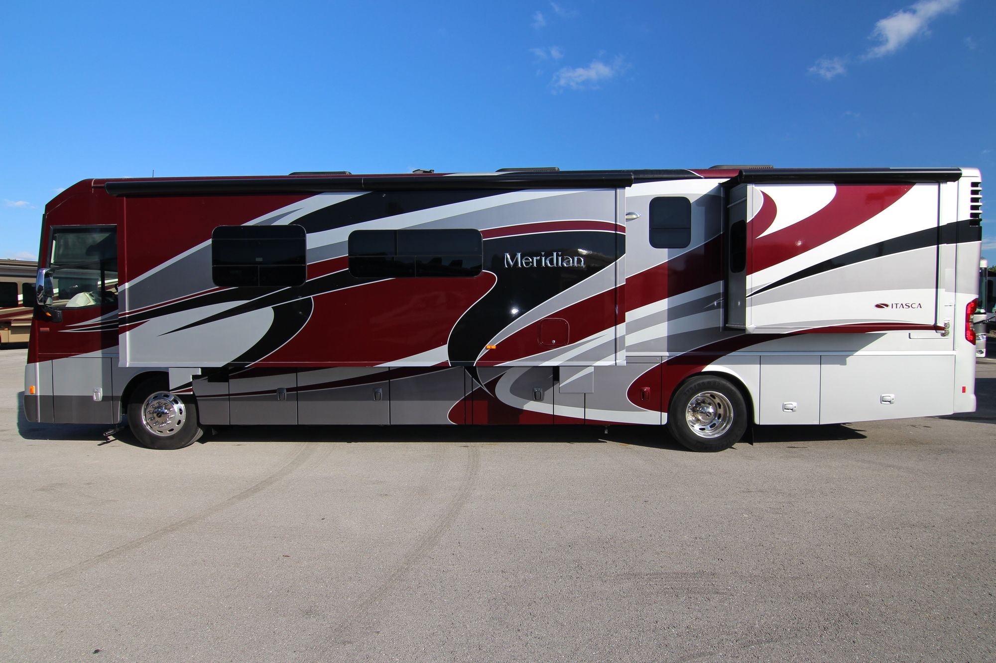 Used 2014 Itasca Meridian 40U Class A  For Sale