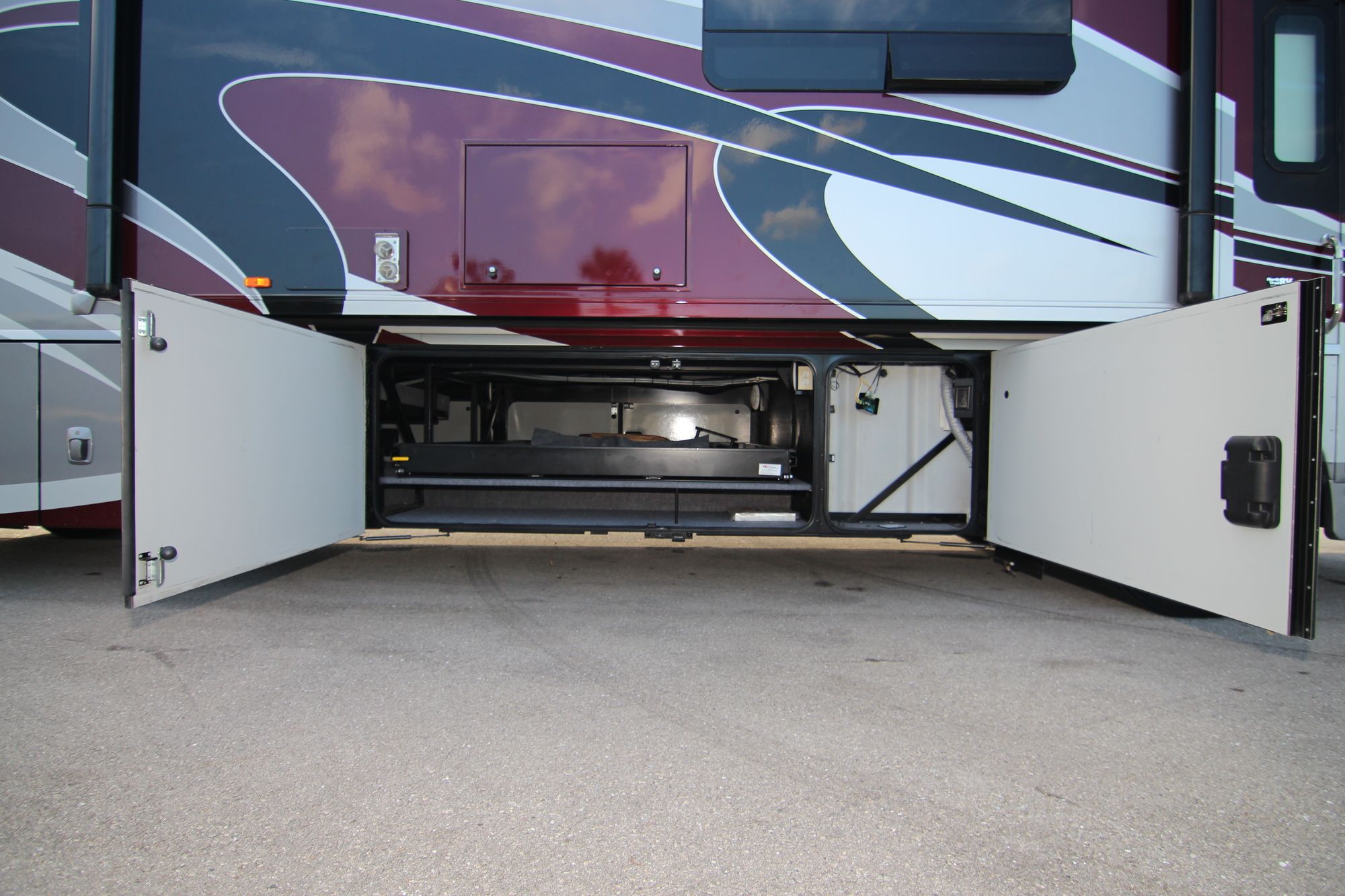 Used 2014 Itasca Meridian 40U Class A  For Sale