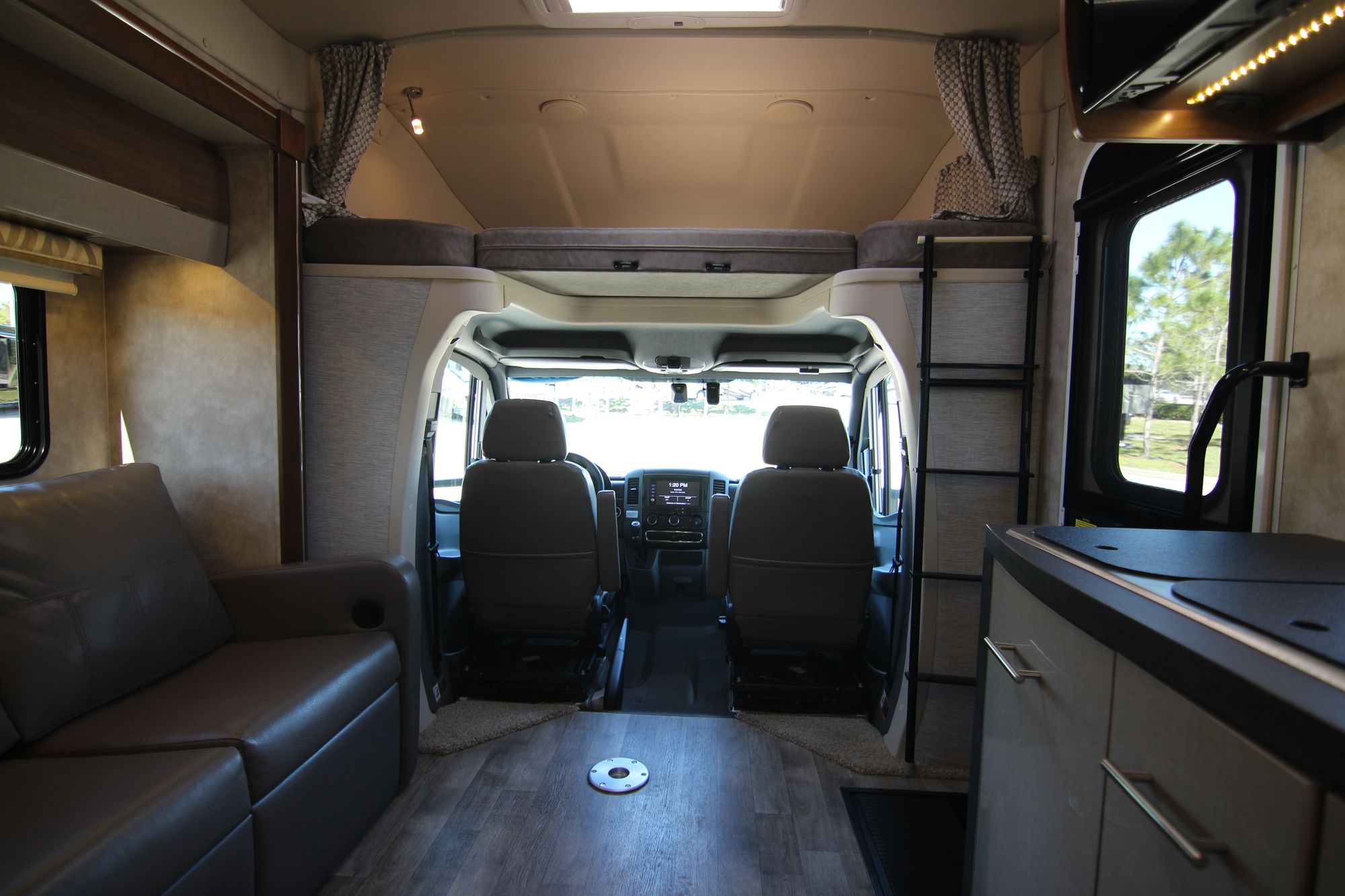 Used 2019 Winnebago View 24V Class C  For Sale