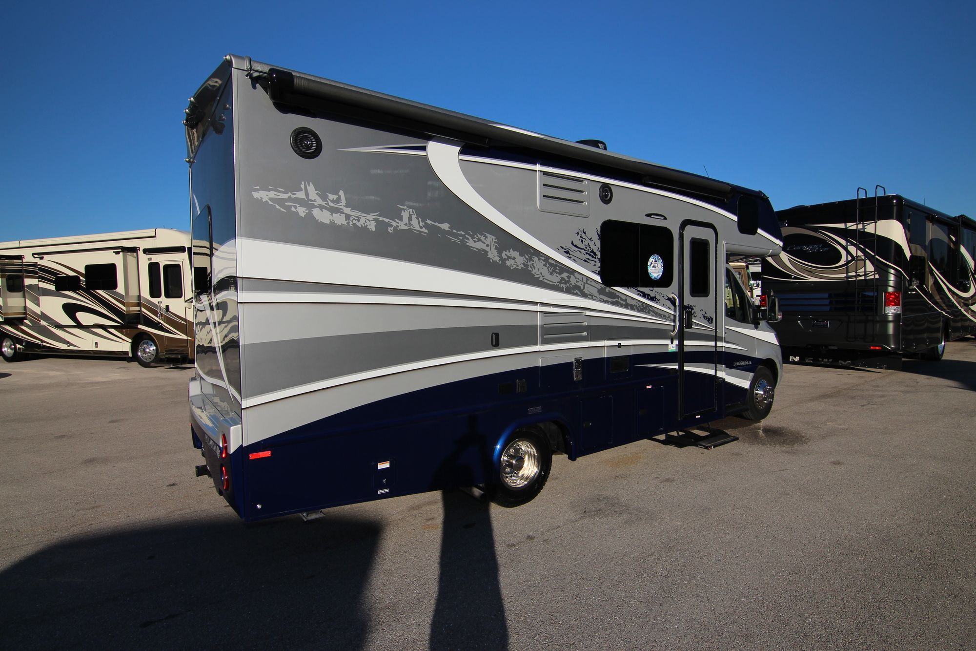 New 2020 Dynamax Isata 3 24FW Class C  For Sale