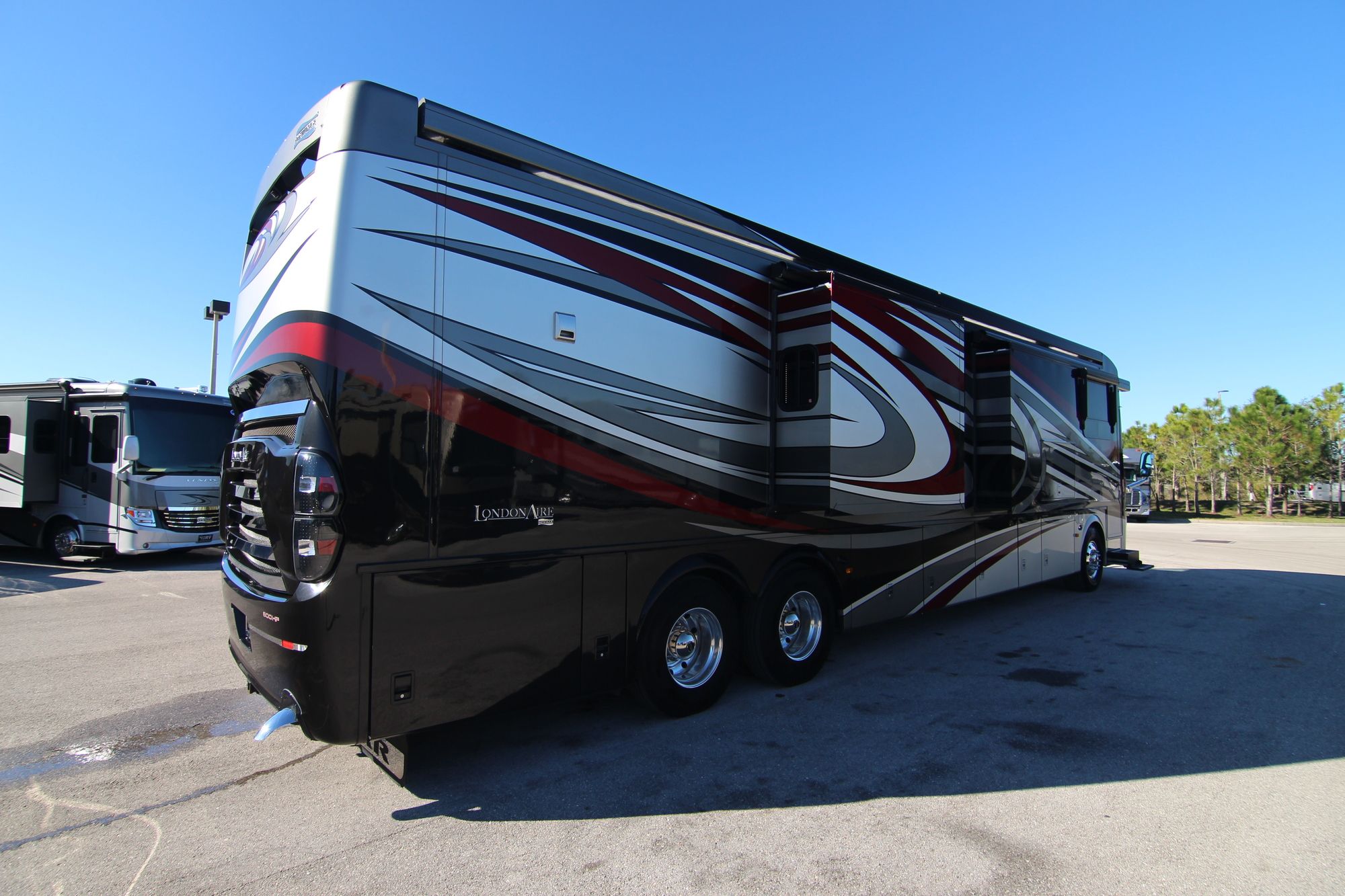 Used 2015 Newmar London Aire 4553 Class A  For Sale