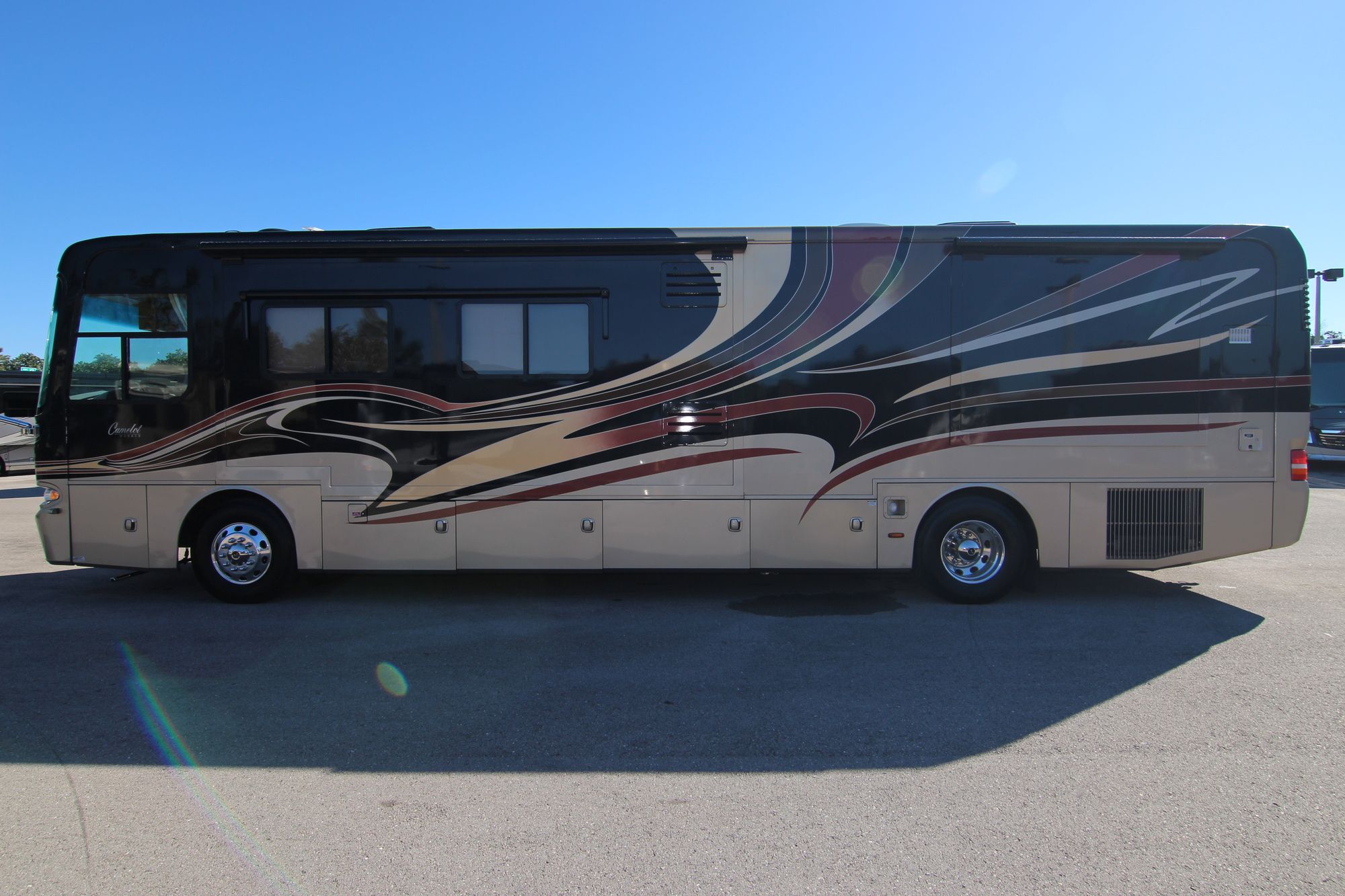 Used 2007 Monaco Camelot 40PDQ Class A  For Sale