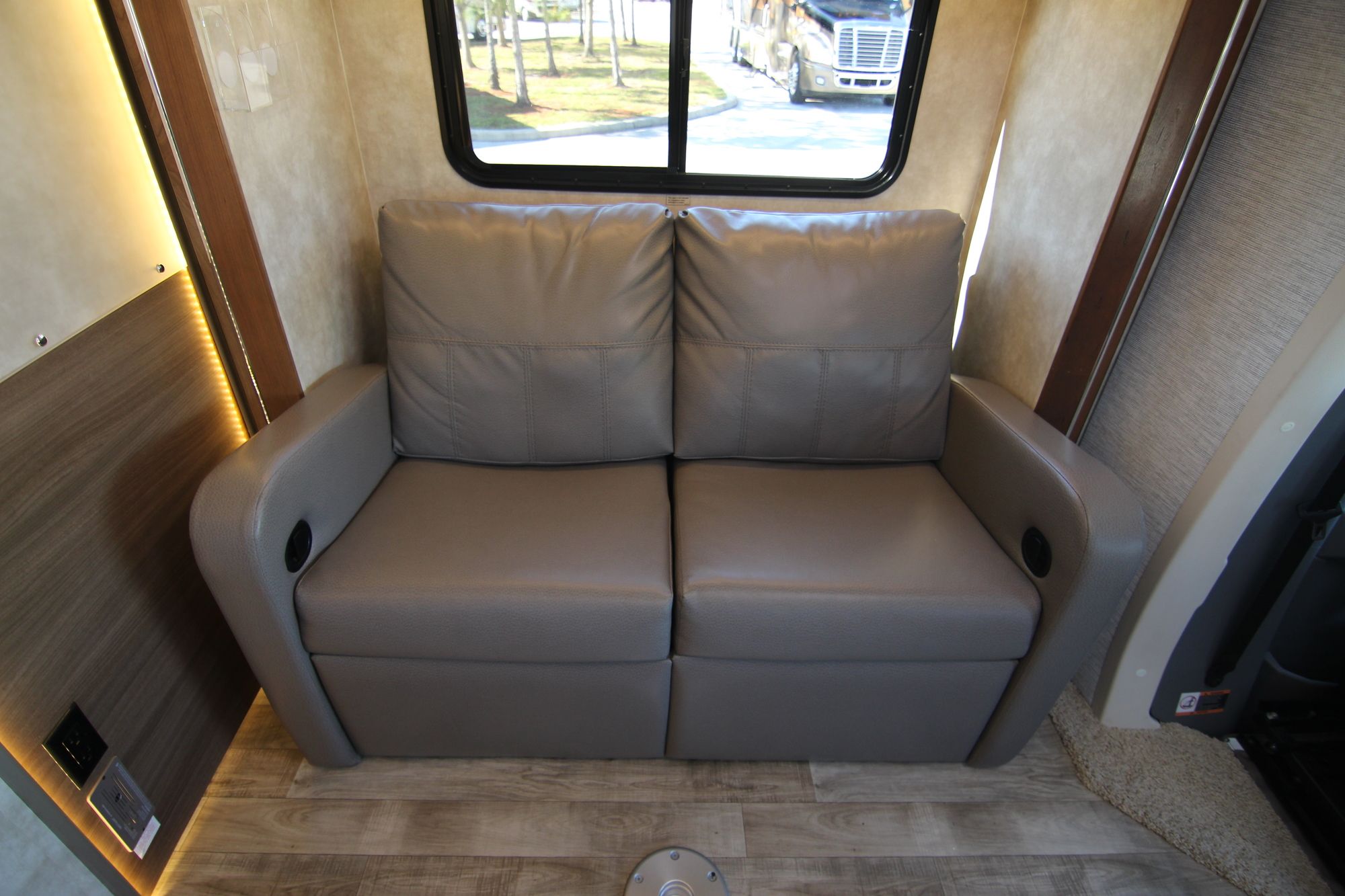 Used 2019 Winnebago View 24V Class C  For Sale