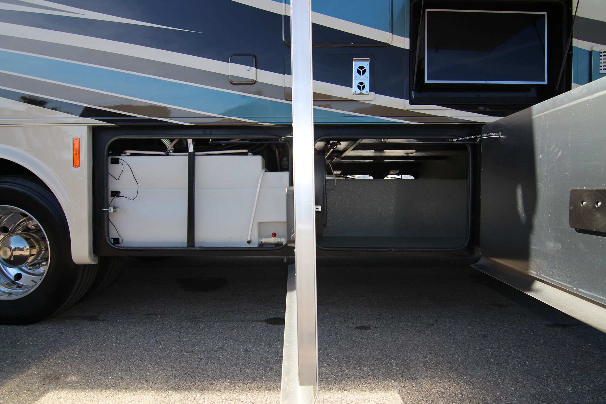 Used 2019 Tiffin Motor Homes Allegro 32SA Class A  For Sale