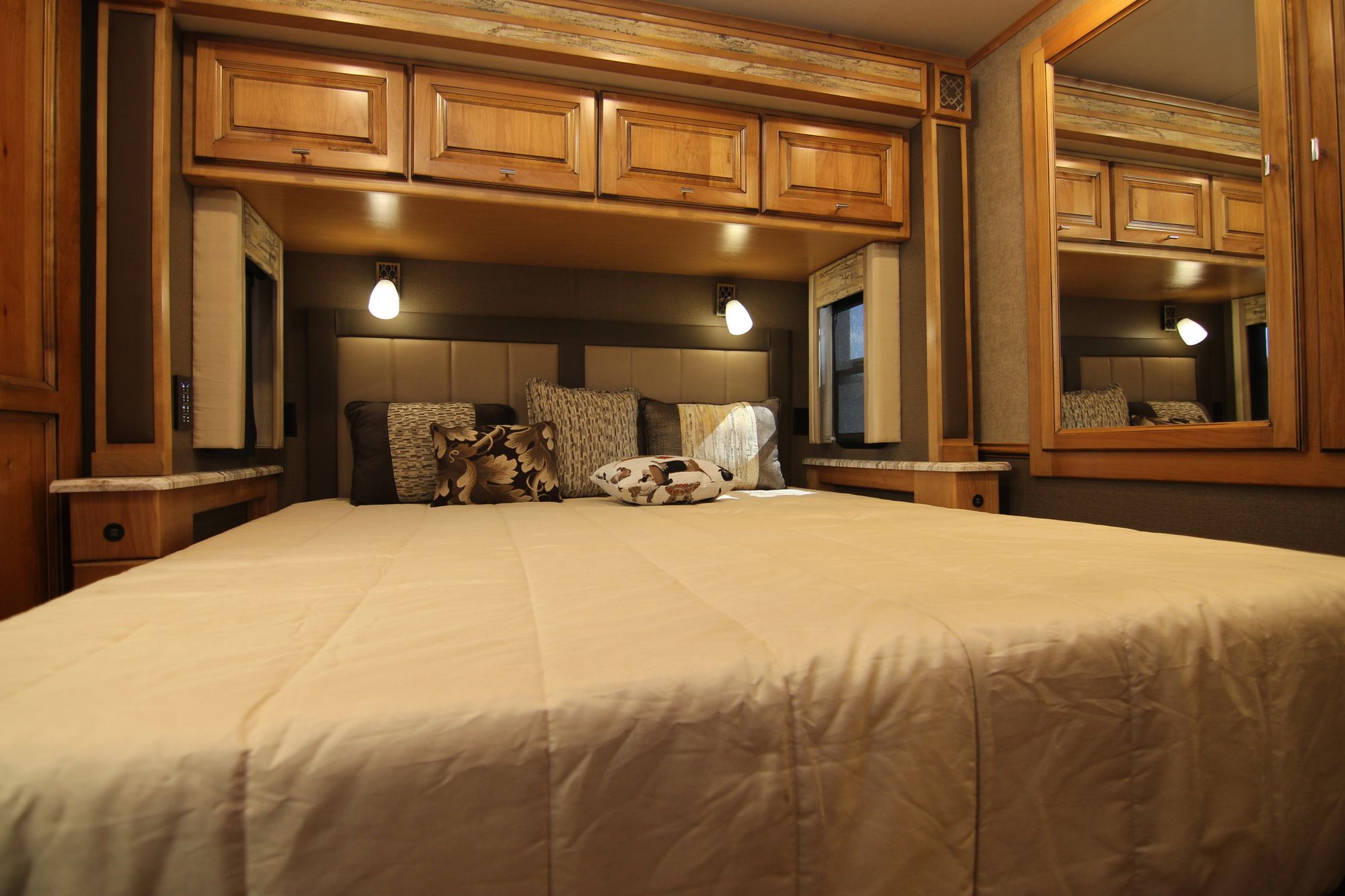 Used 2019 Tiffin Motor Homes Allegro 32SA Class A  For Sale